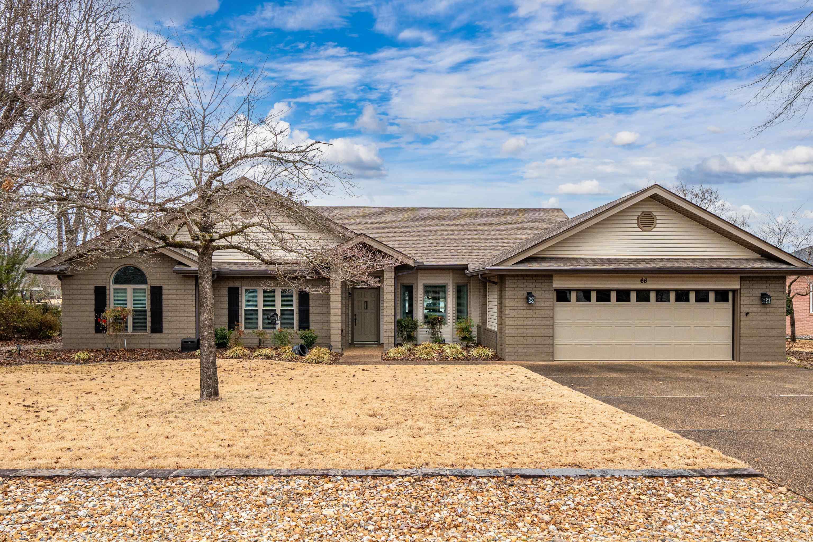 ADORACION - Residential