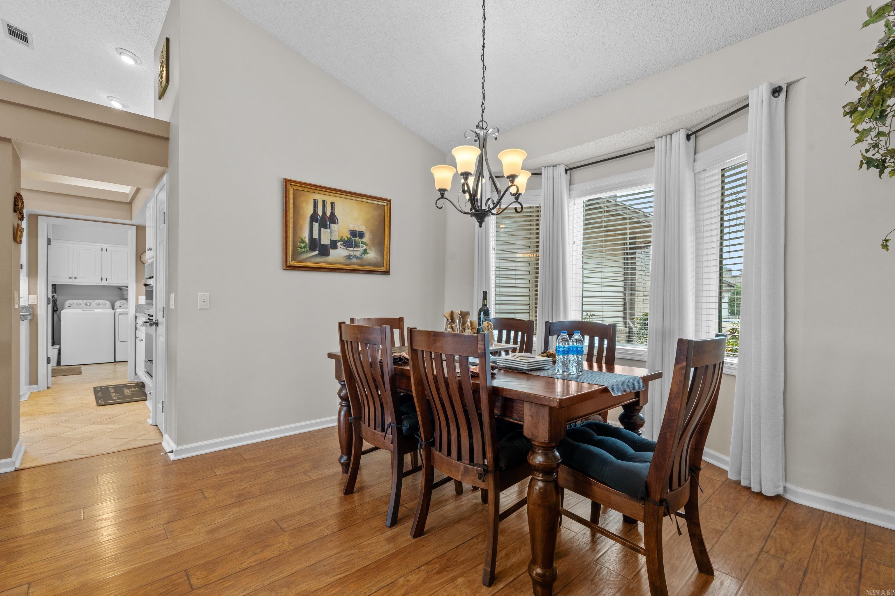 ADORACION - Residential