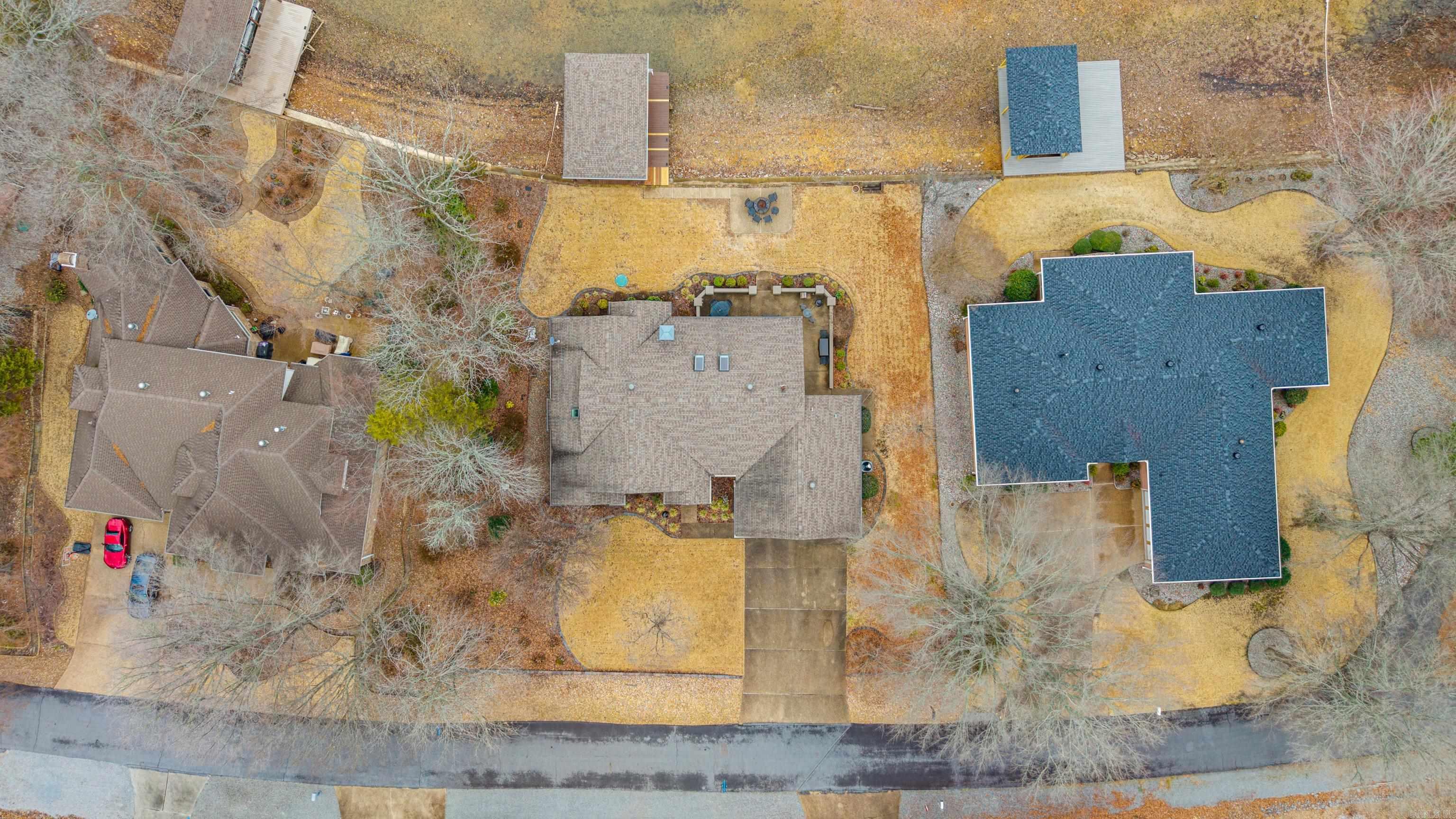 ADORACION - Residential