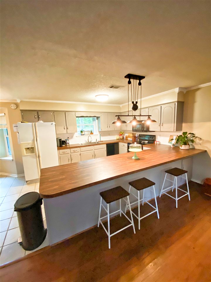 OAKRIDGE - Residential