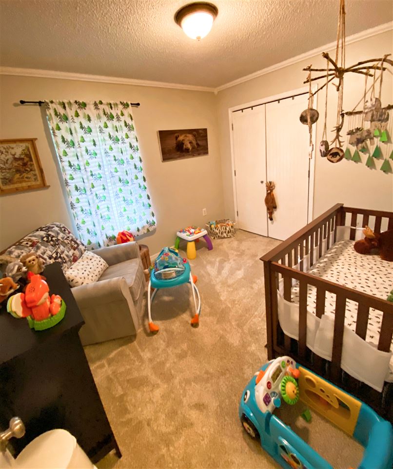 OAKRIDGE - Residential