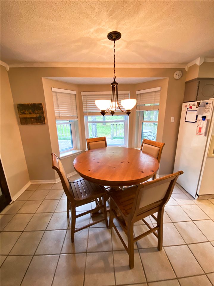 OAKRIDGE - Residential