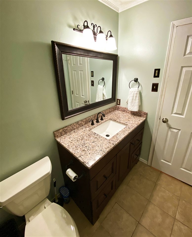 OAKRIDGE - Residential