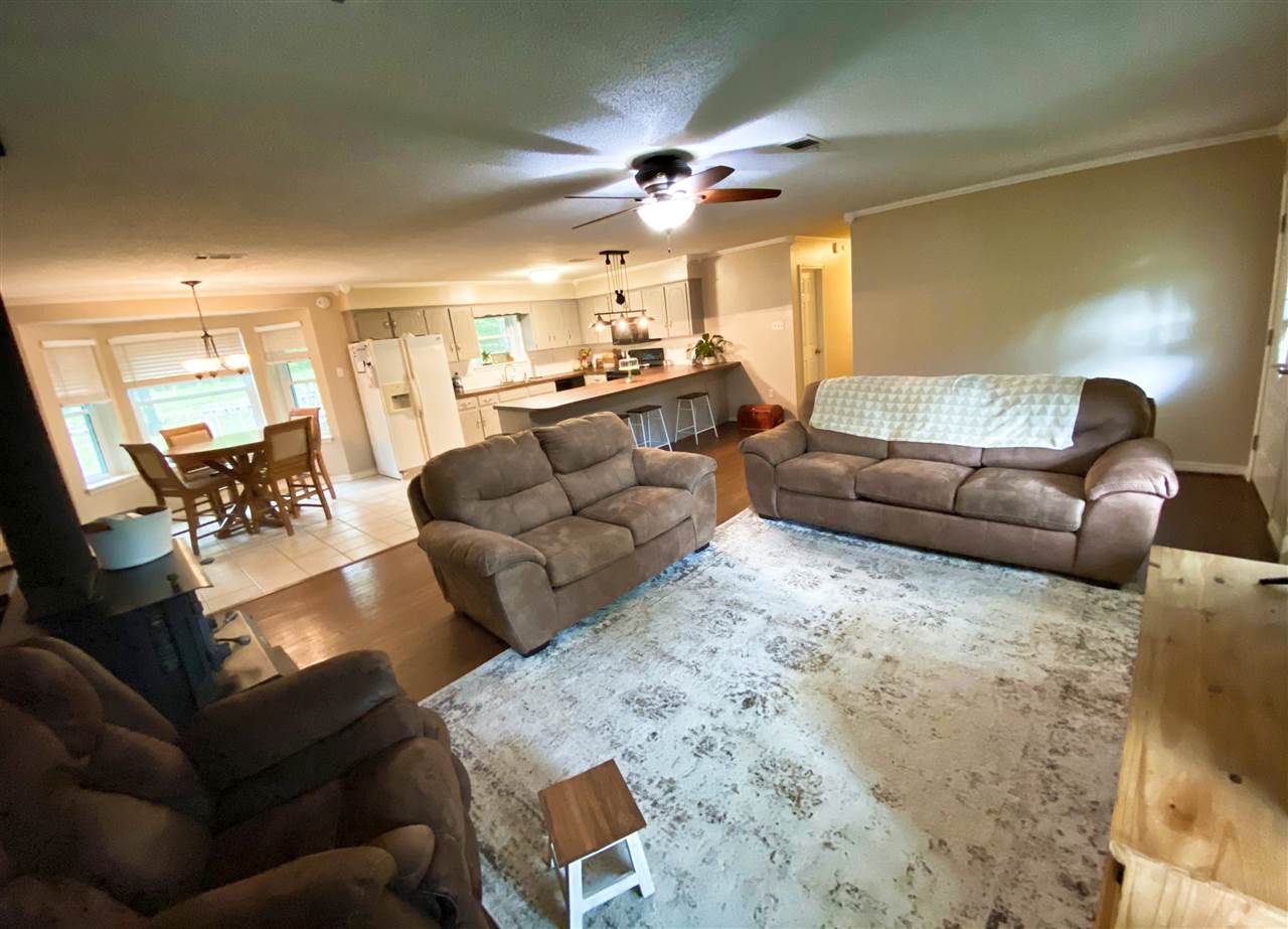 OAKRIDGE - Residential