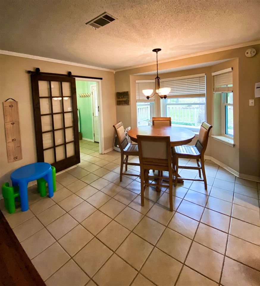 OAKRIDGE - Residential