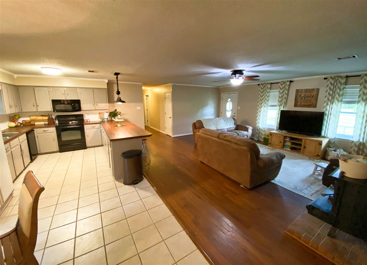 OAKRIDGE - Residential