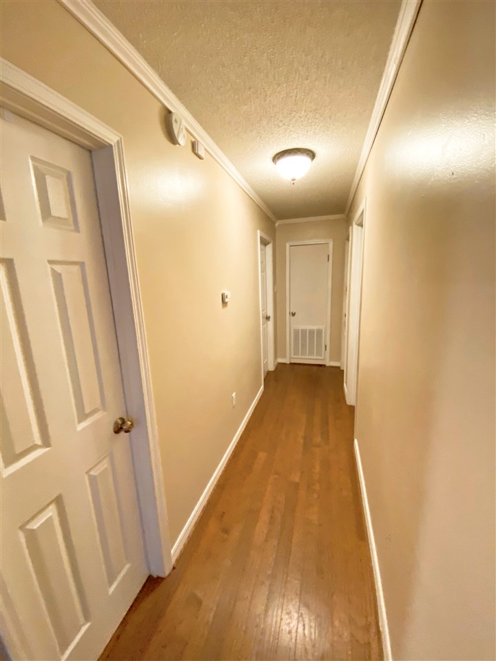 OAKRIDGE - Residential