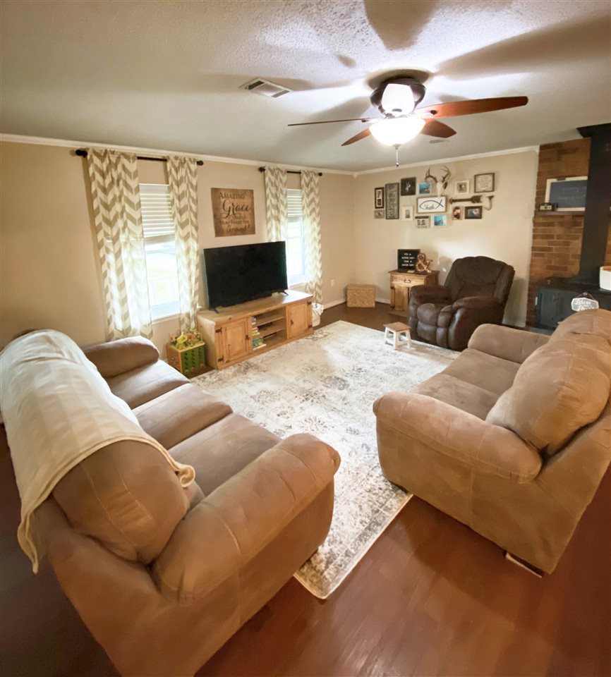 OAKRIDGE - Residential