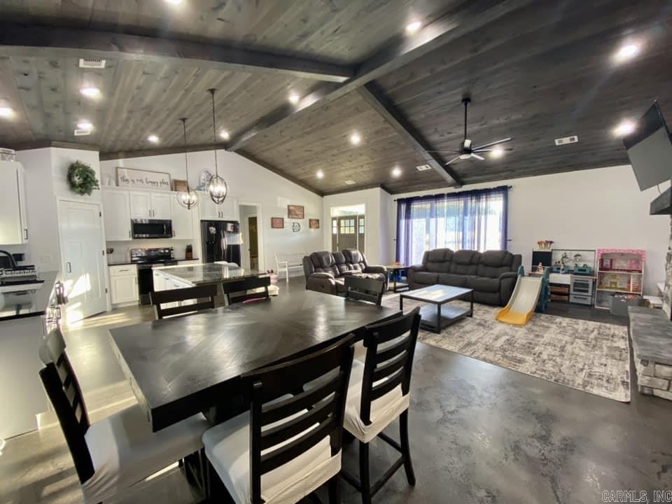 LANCASTER-TUBBS CREEK - Residential