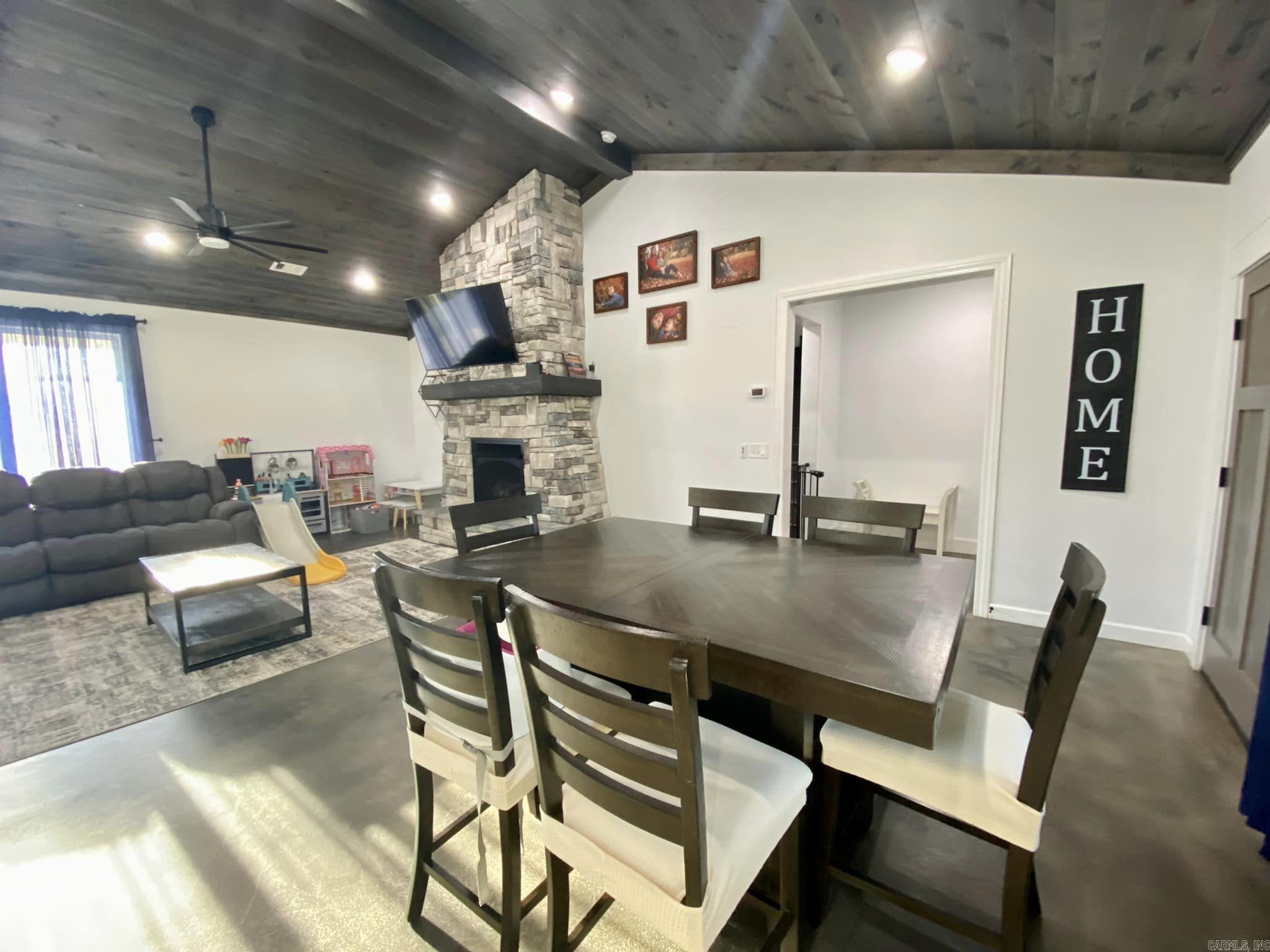 LANCASTER-TUBBS CREEK - Residential