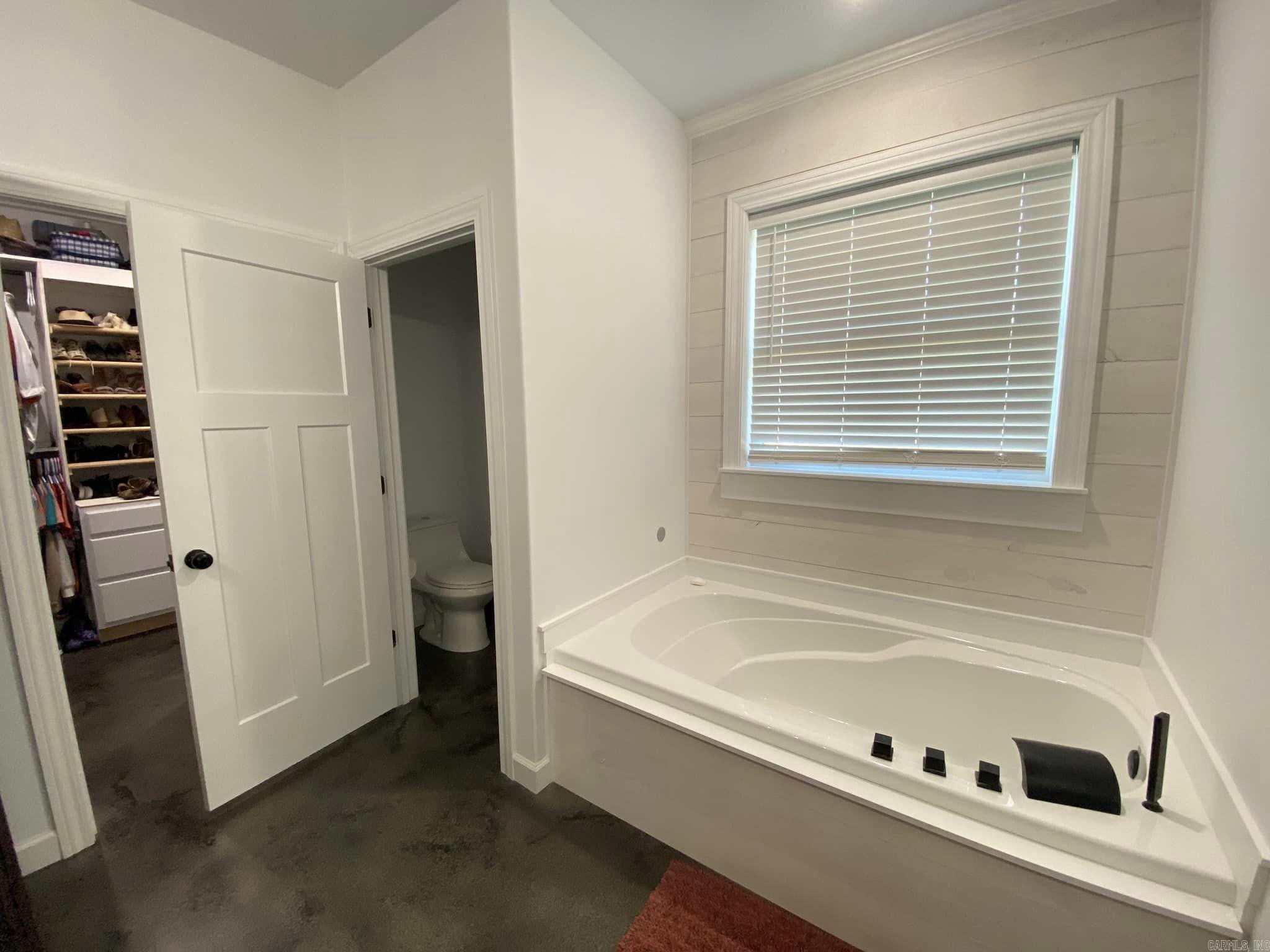 LANCASTER-TUBBS CREEK - Residential