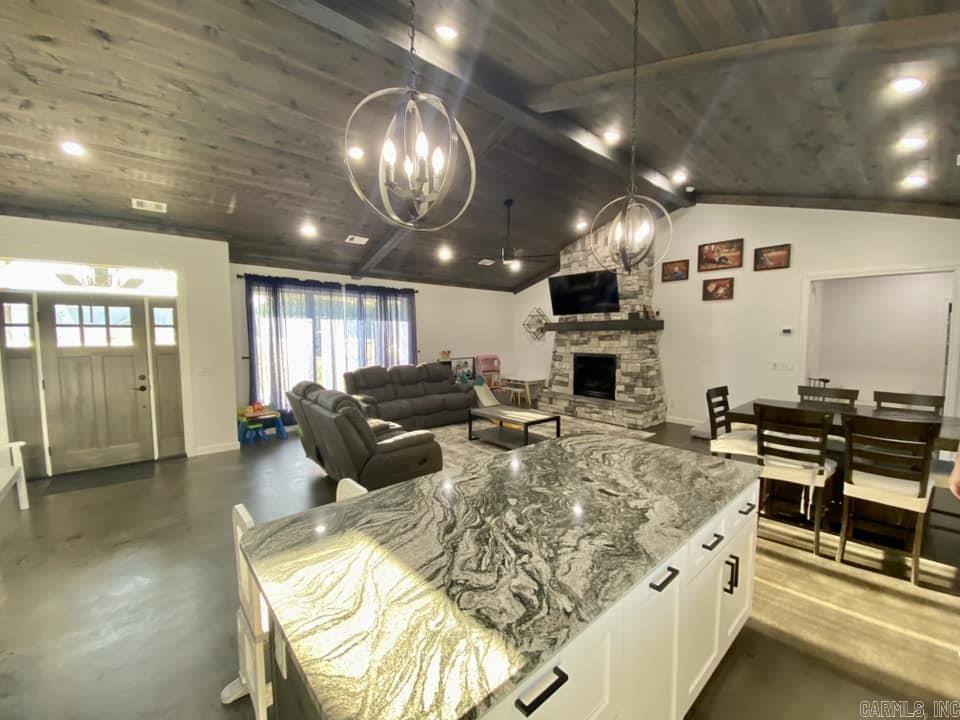 LANCASTER-TUBBS CREEK - Residential