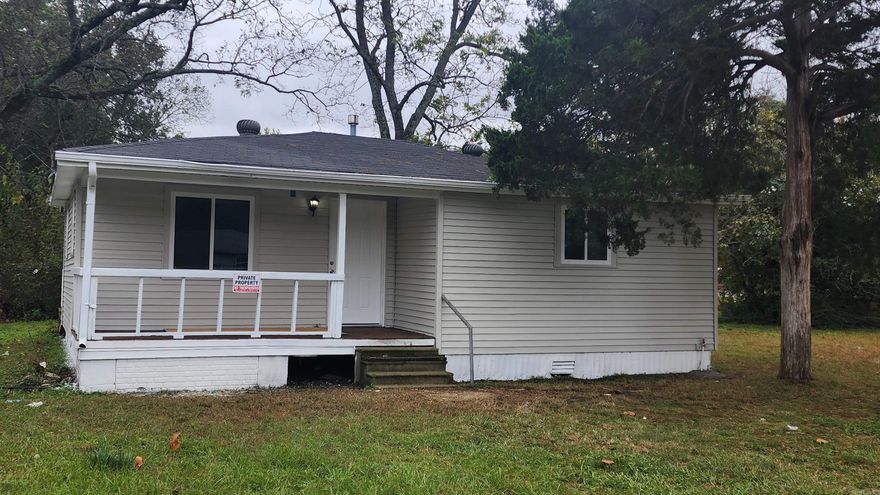 New roof, new AC, new floors, new windows, freshly painted, nice tiled bathroom, wide lot. great front porch and new back deck. Don't miss the opportunity to own a great started home or add it to your portafolio. Ready to move in. Set your appointments today! Easy to show, Buyer friendly.