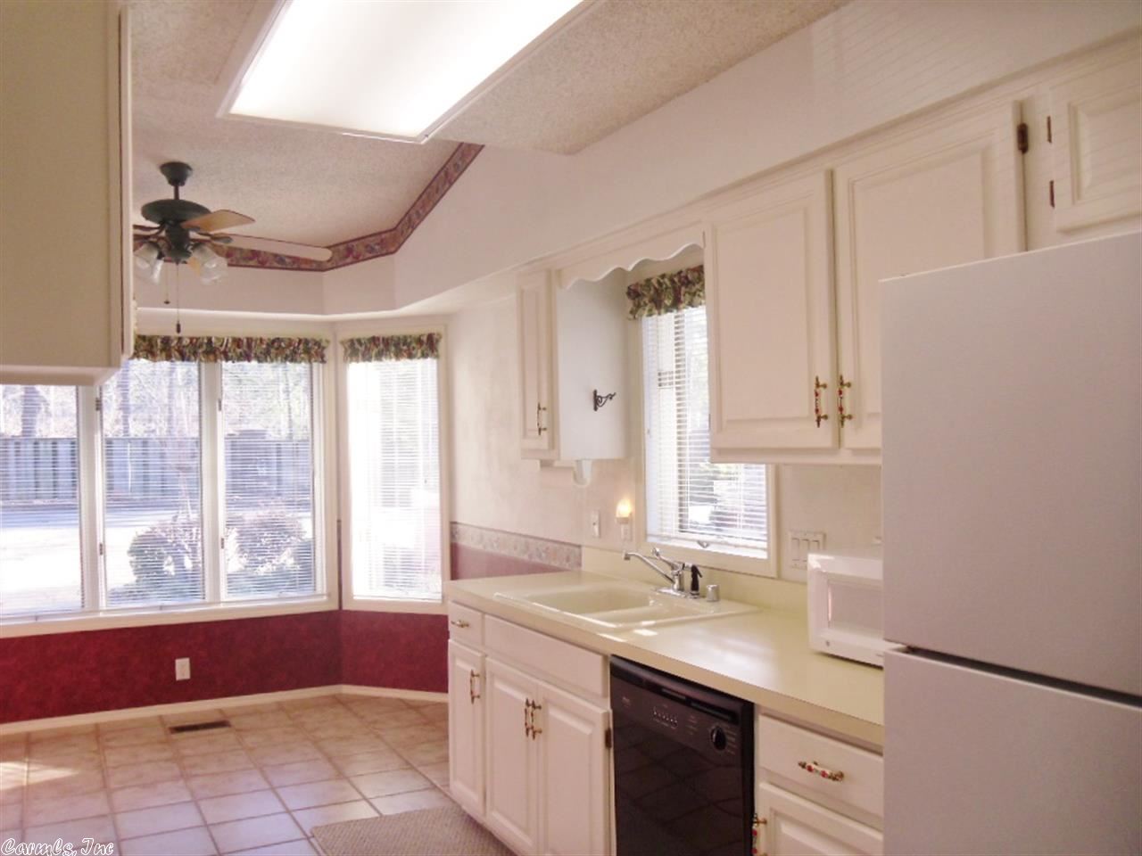 Villa Alegre Courts - Residential