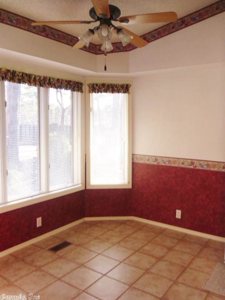 Villa Alegre Courts - Residential