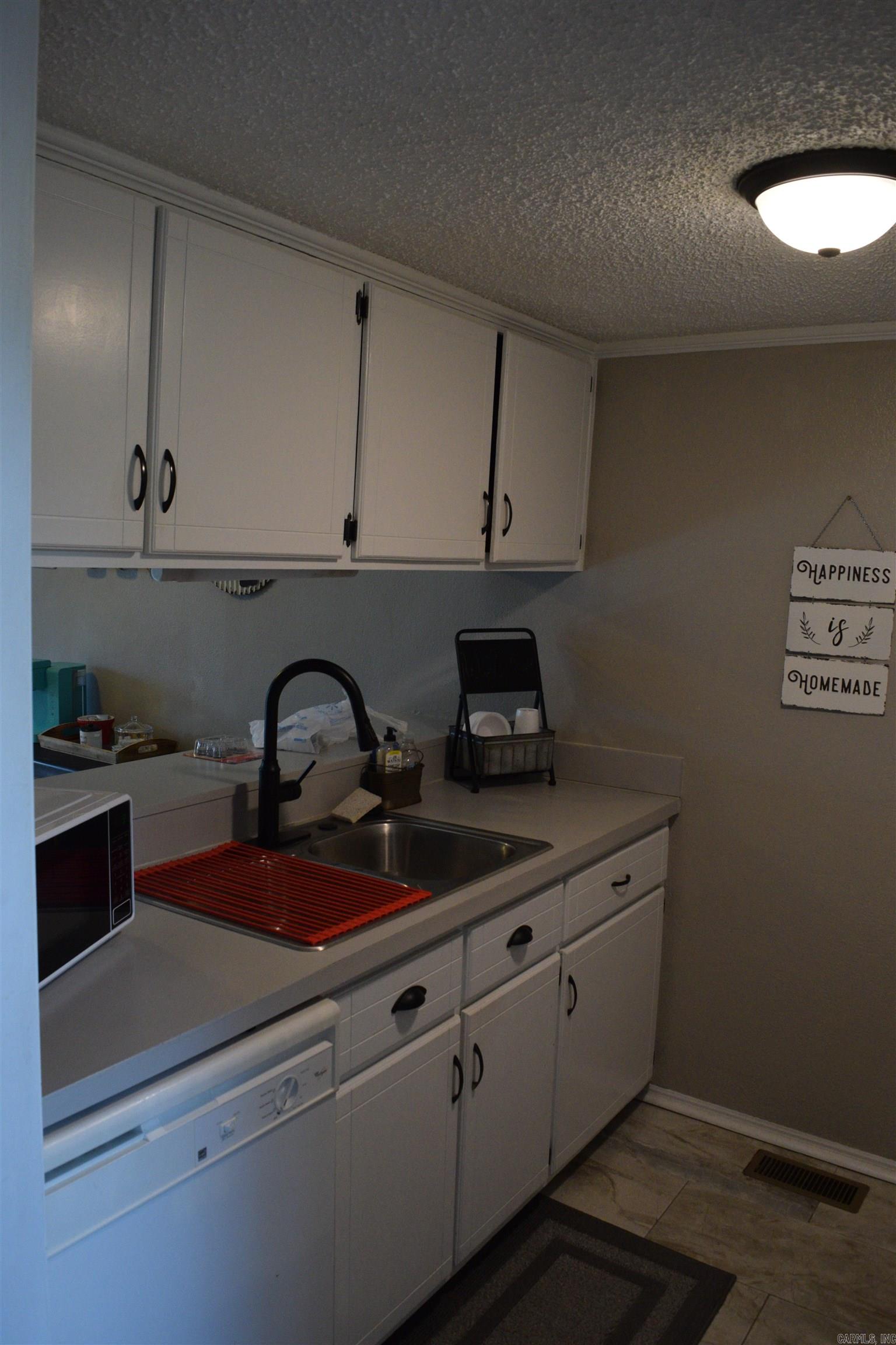 Chelsea Heights Condo - Residential