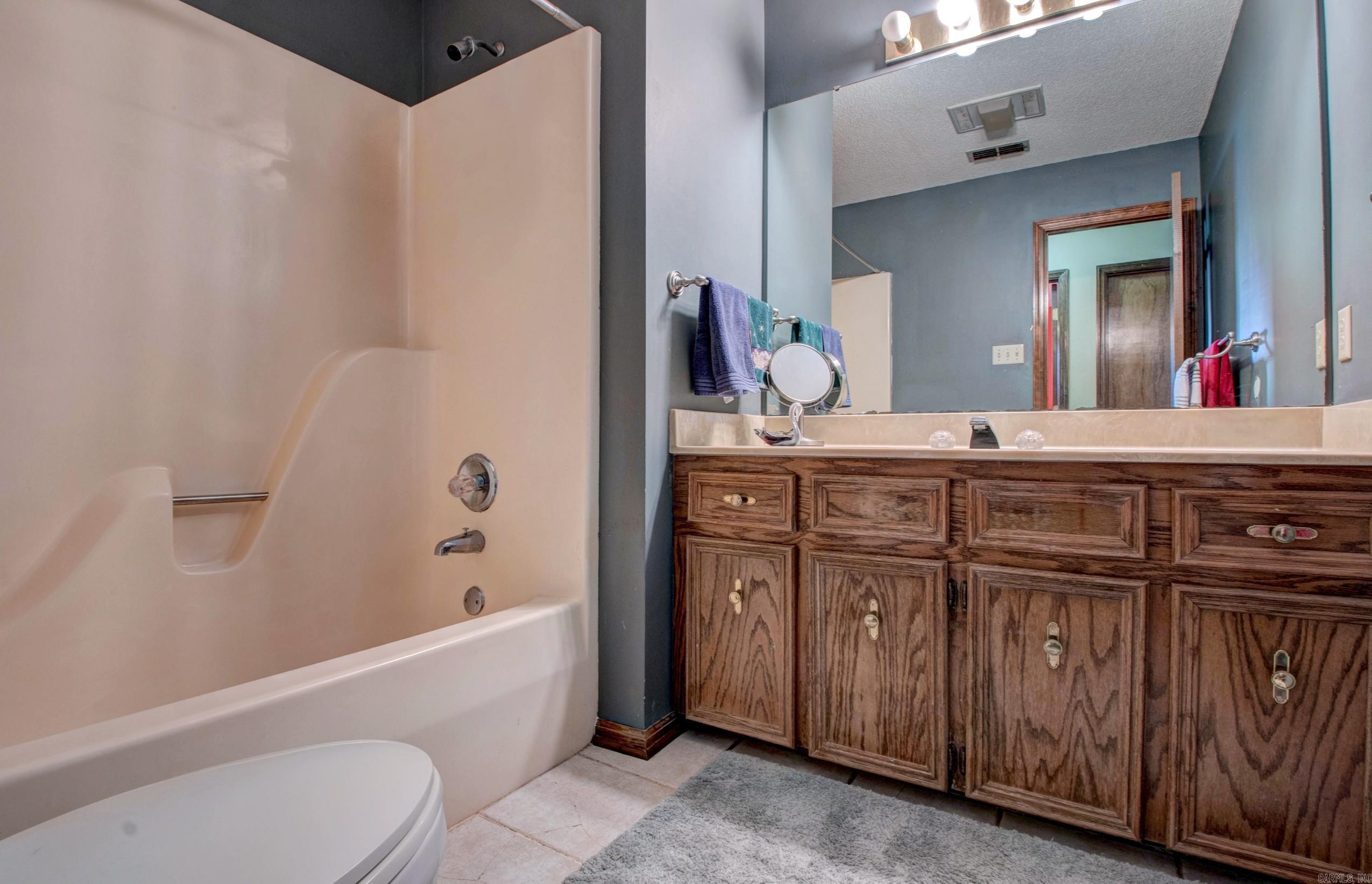 CEDAR RIDGE - Residential