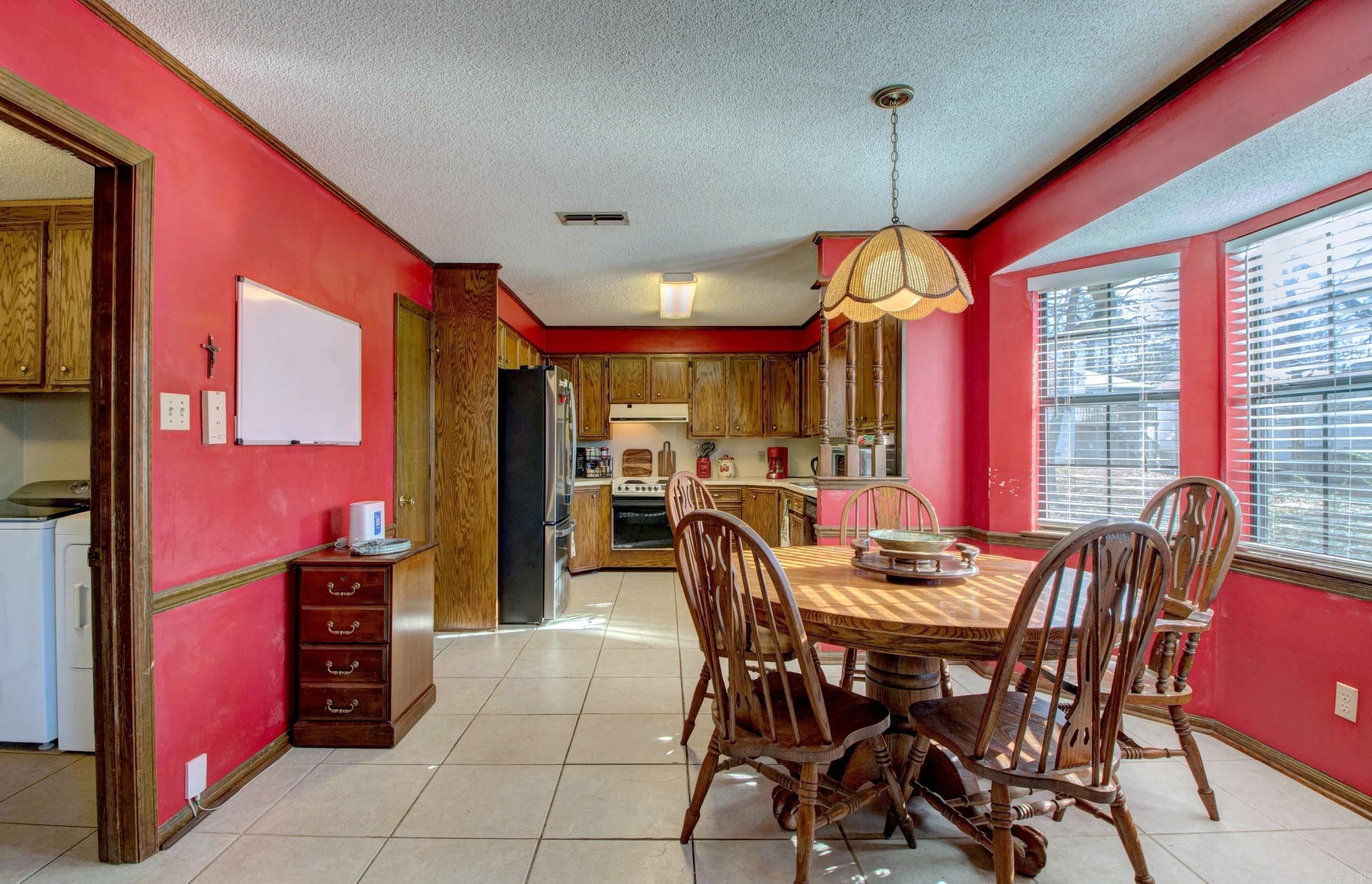 CEDAR RIDGE - Residential