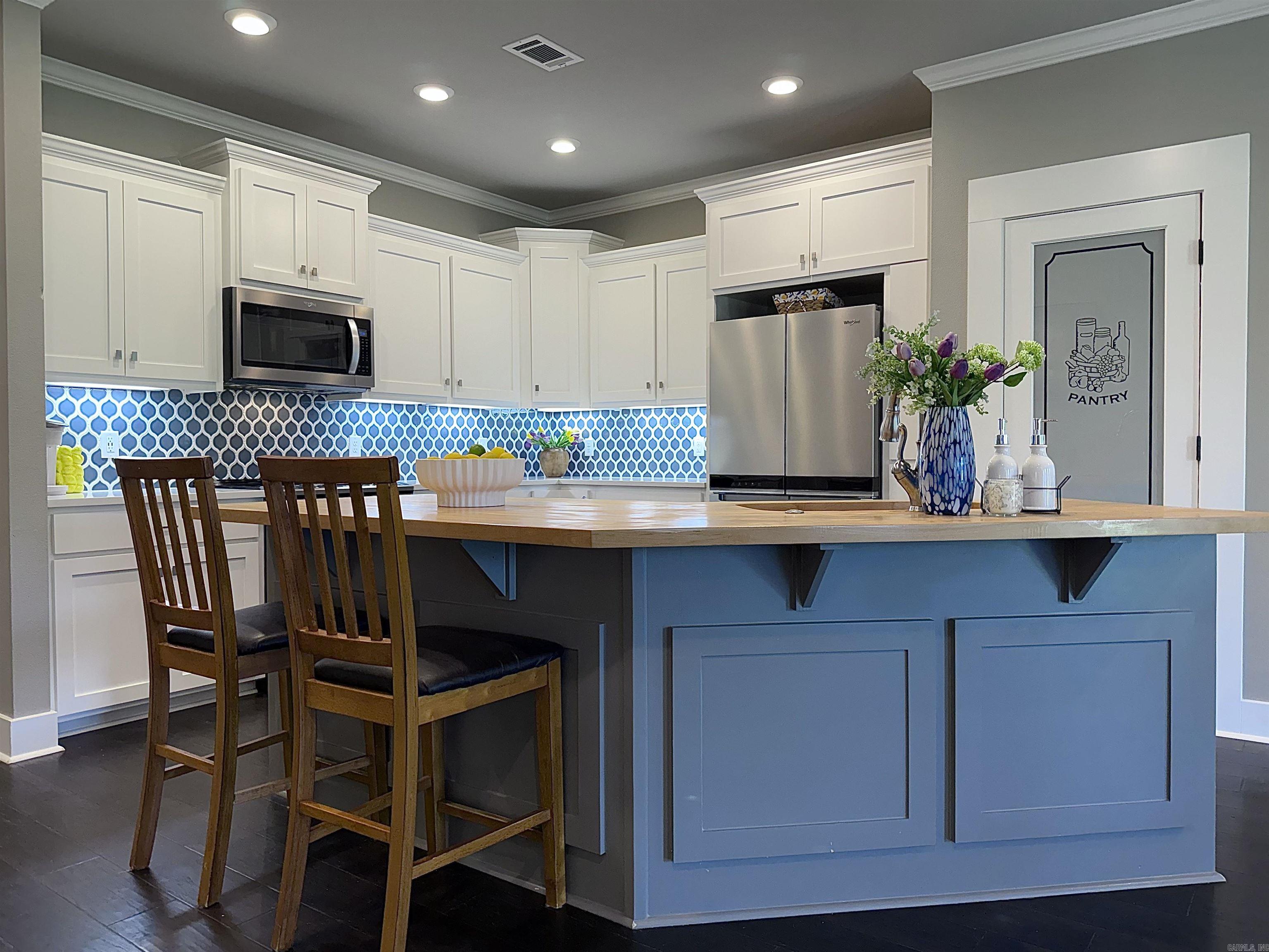 BIANCA MEADOWS - Residential