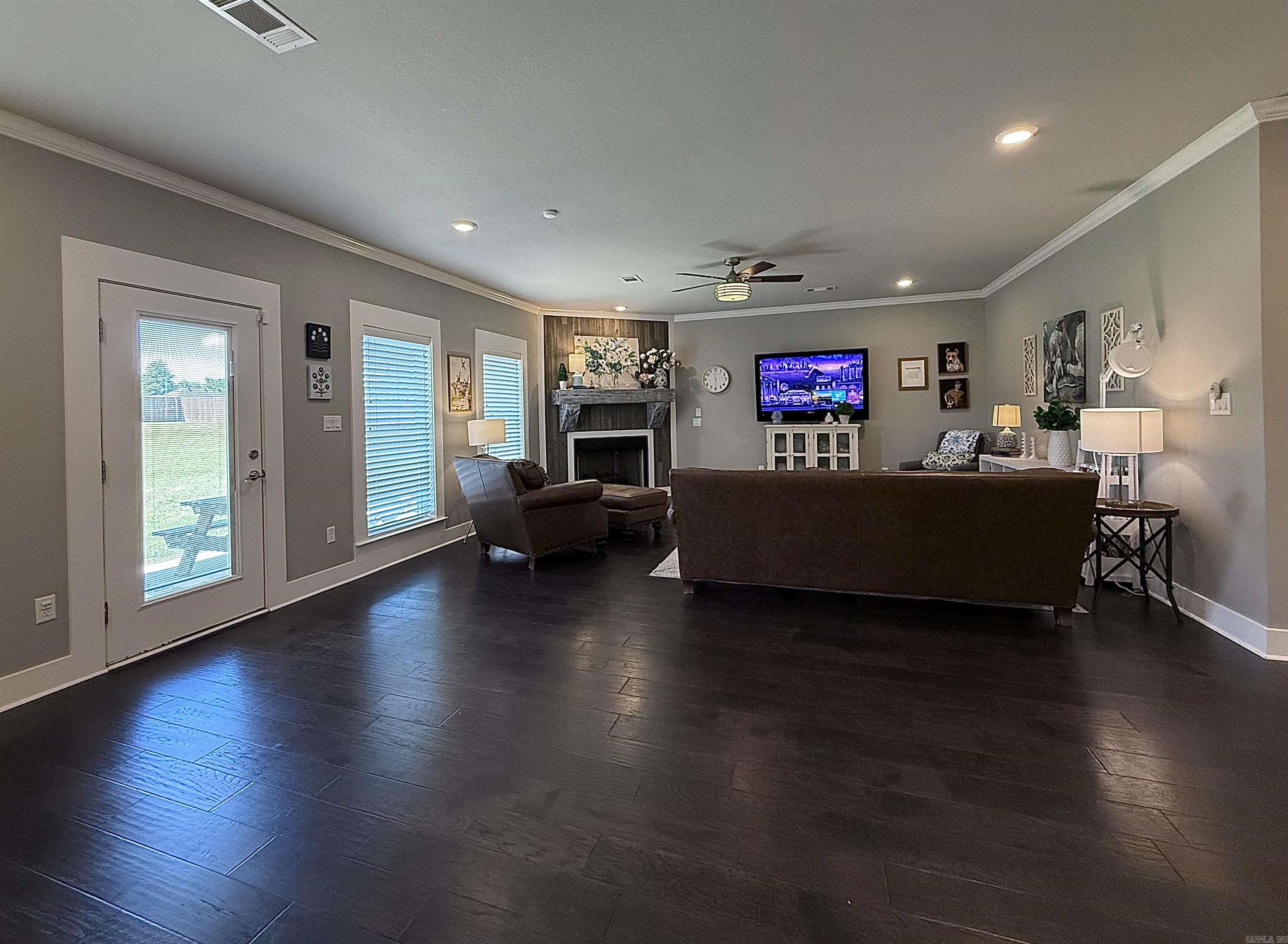BIANCA MEADOWS - Residential