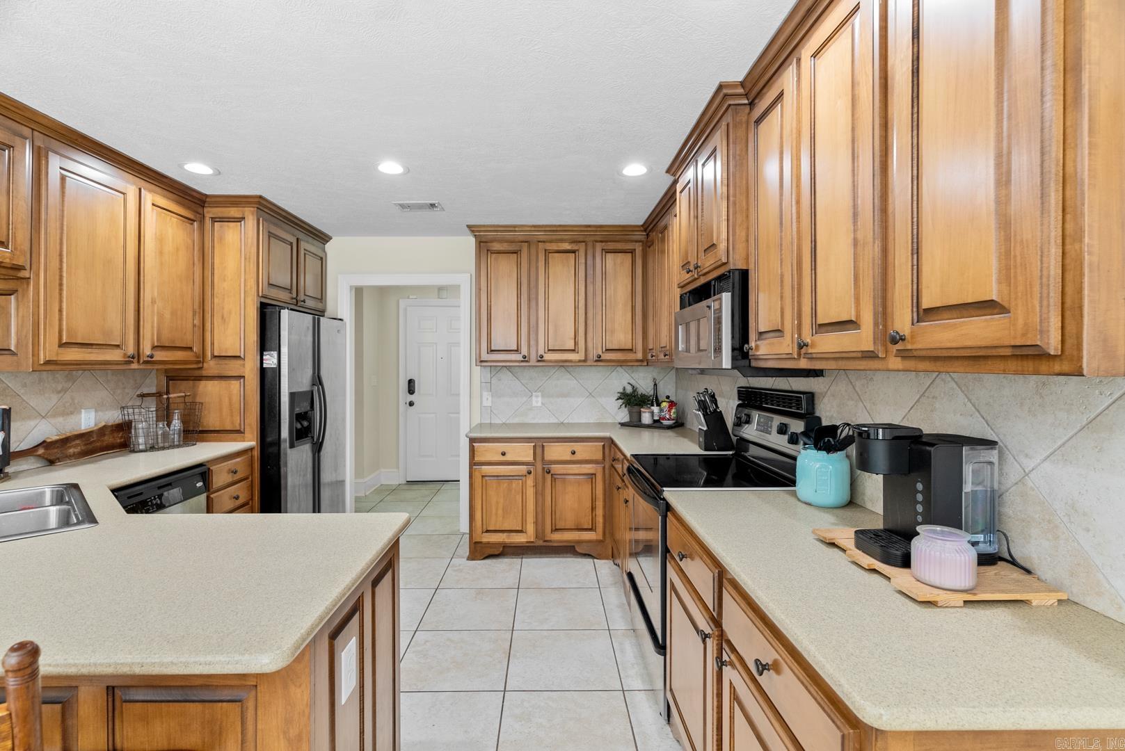 SALTER MEADOWS - Residential