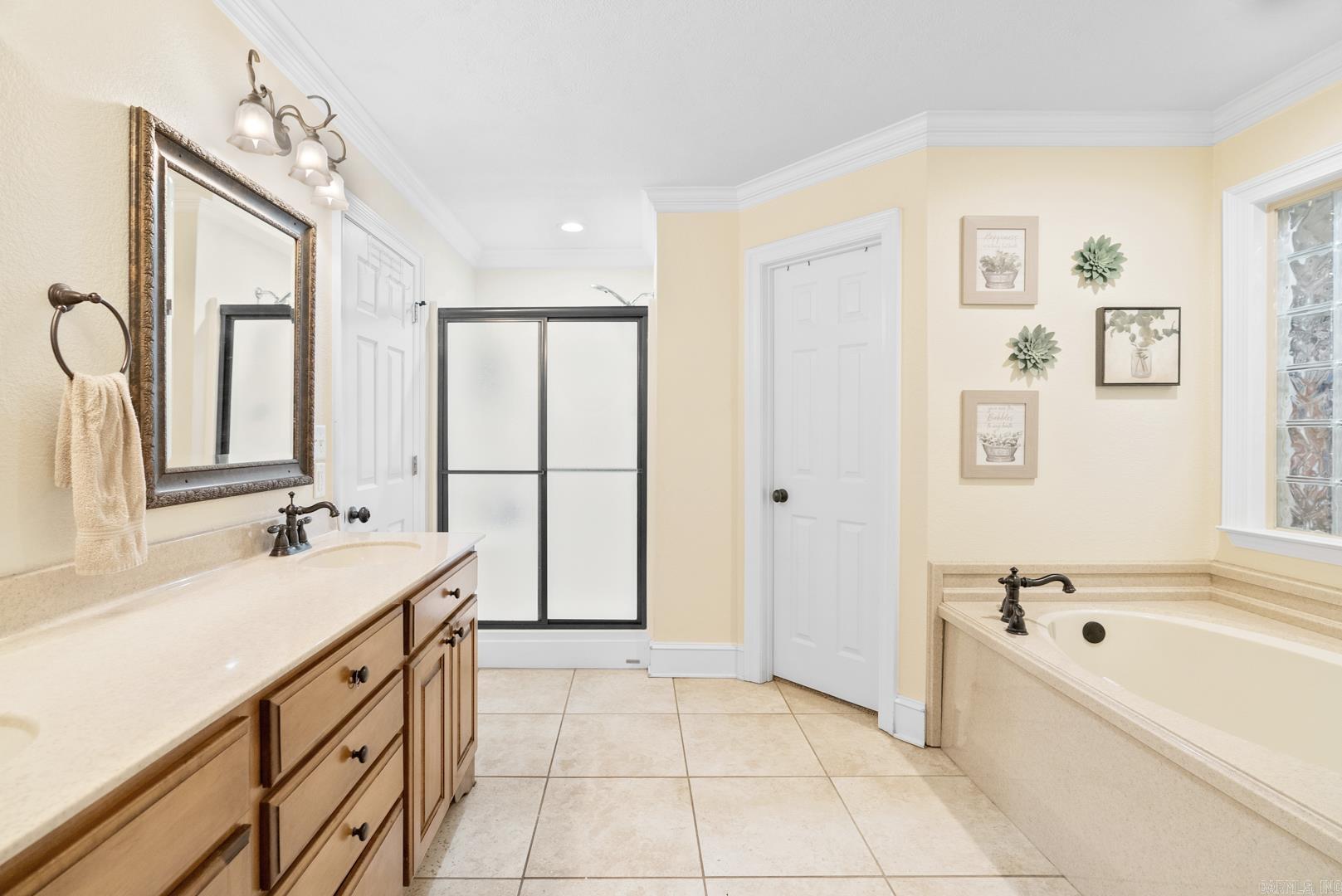 SALTER MEADOWS - Residential