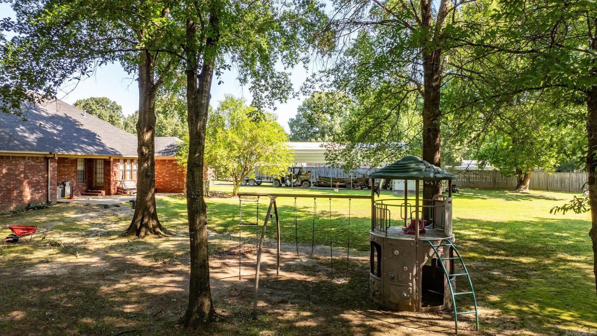 SALTER MEADOWS - Residential