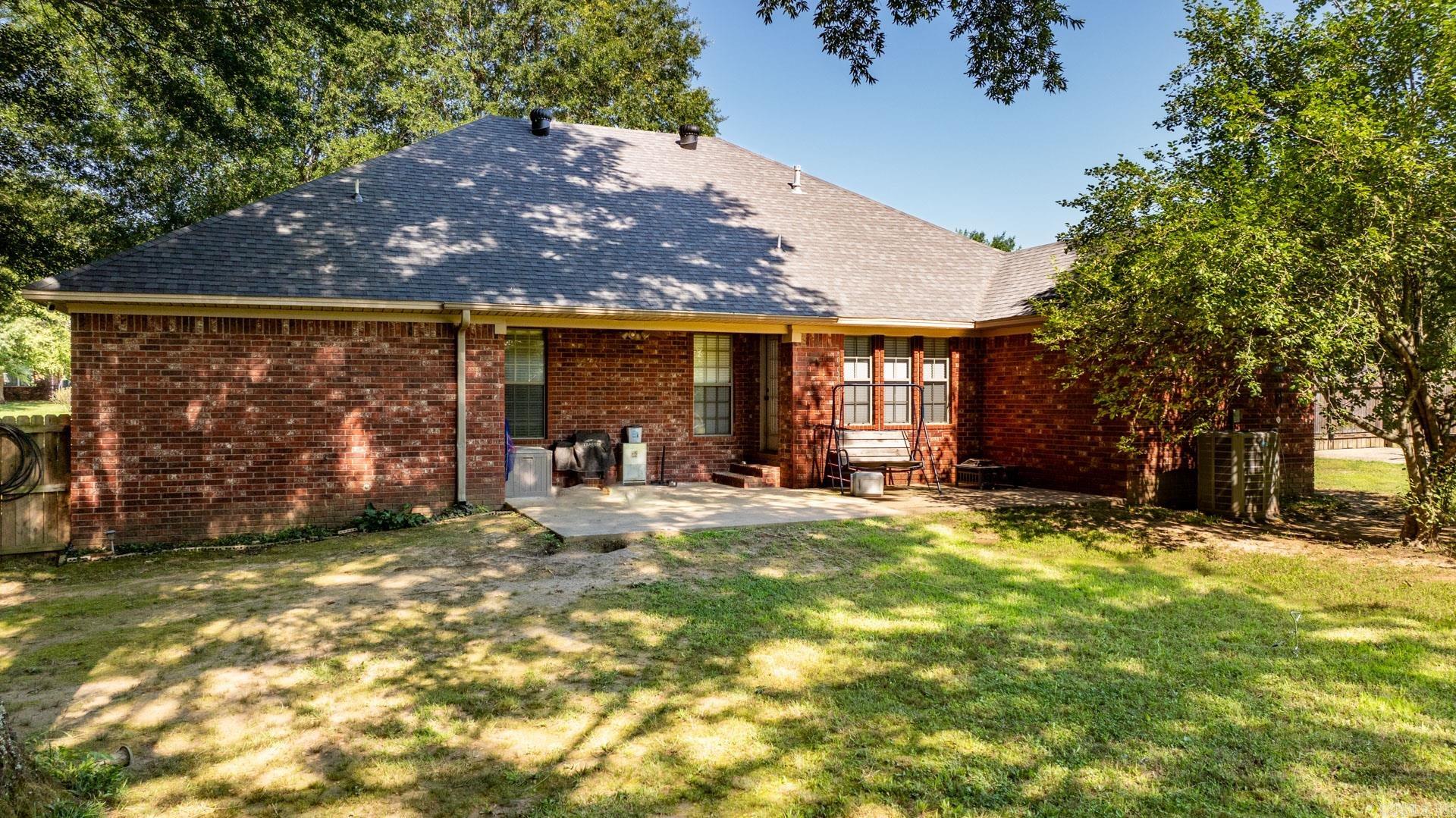 SALTER MEADOWS - Residential