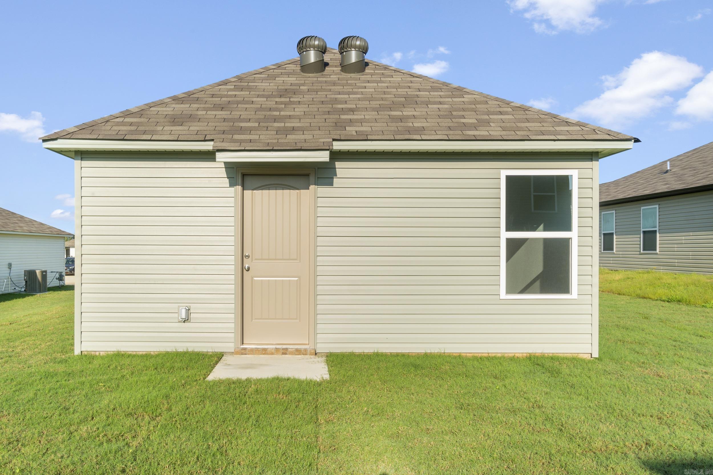 PARKWAY MEADOWS - Residential