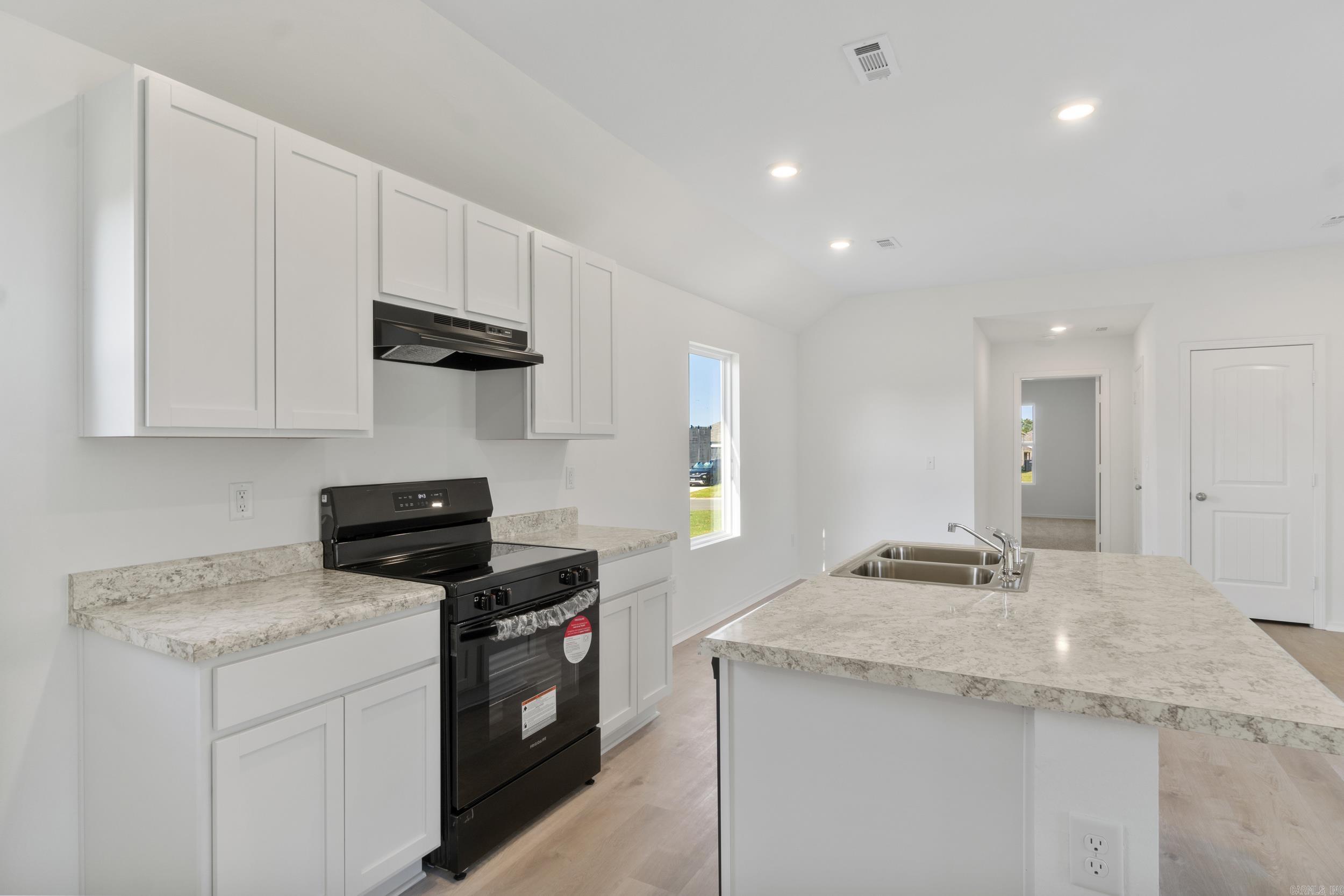 PARKWAY MEADOWS - Residential