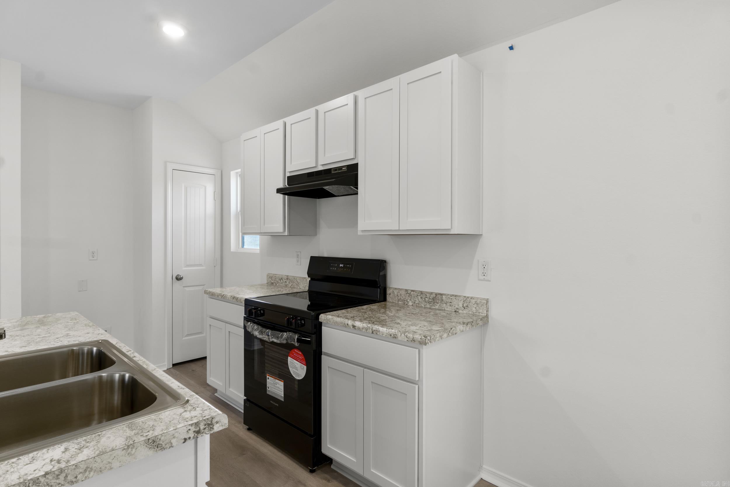 PARKWAY MEADOWS - Residential