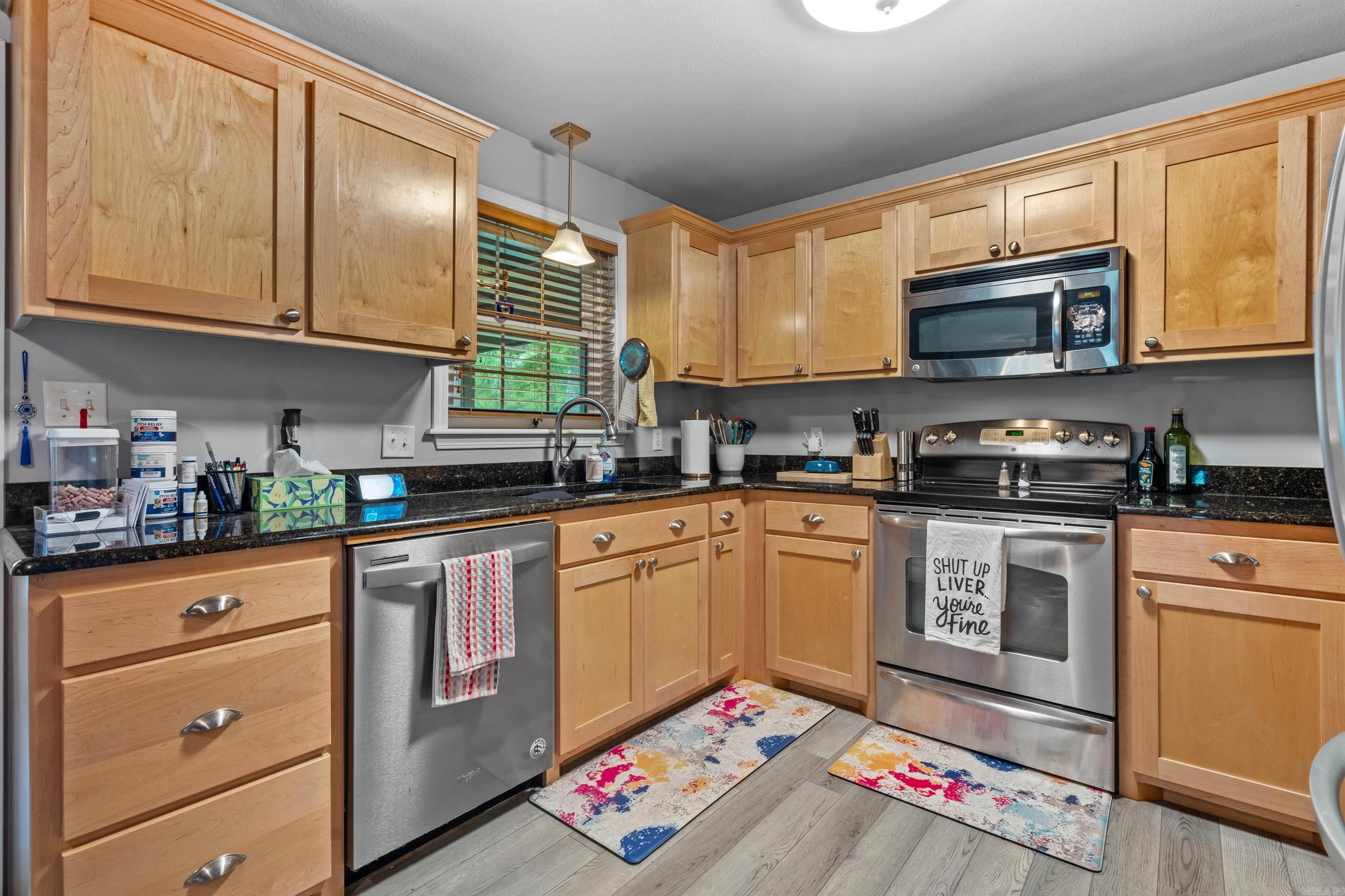 LAKE FOREST - Residential