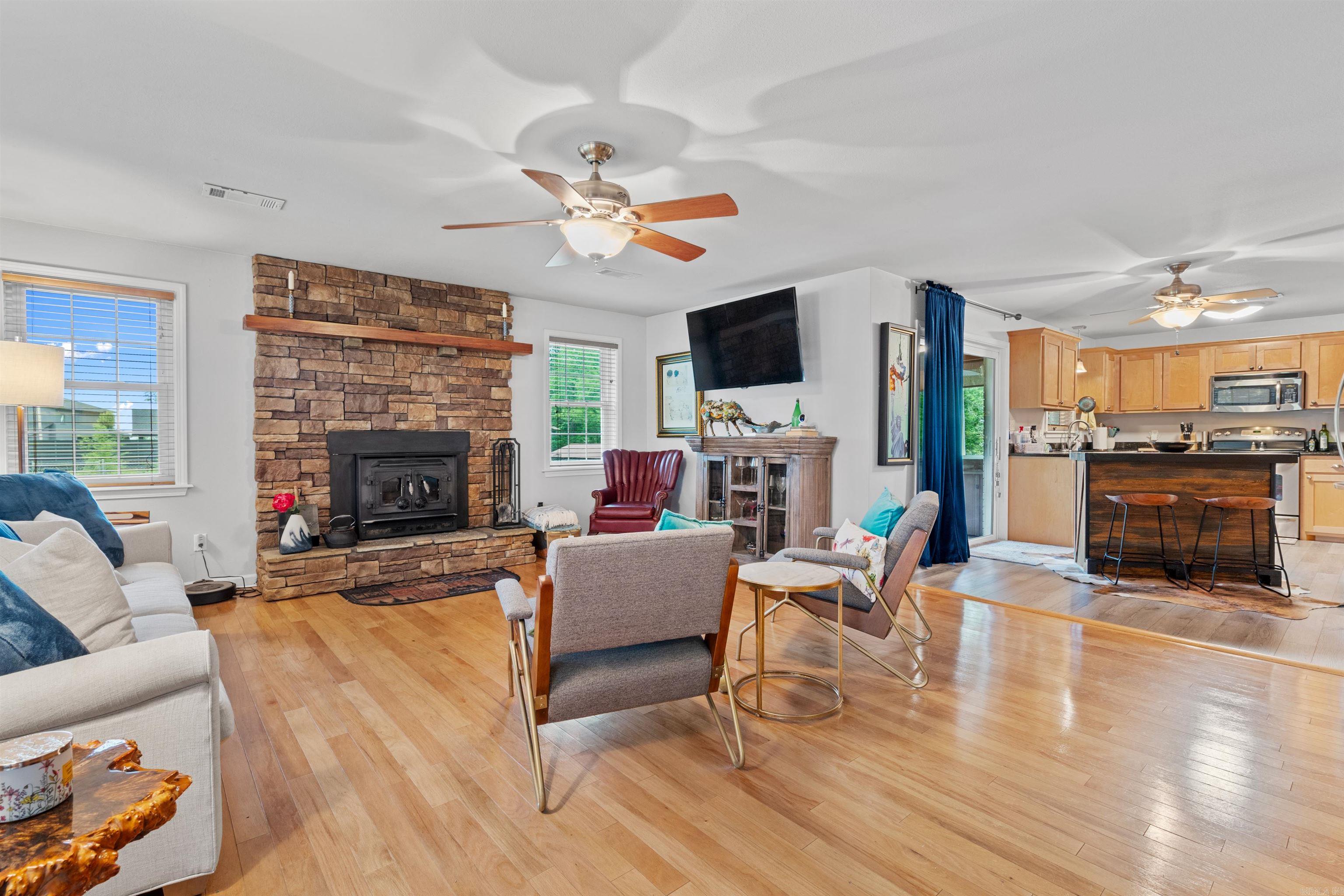 LAKE FOREST - Residential