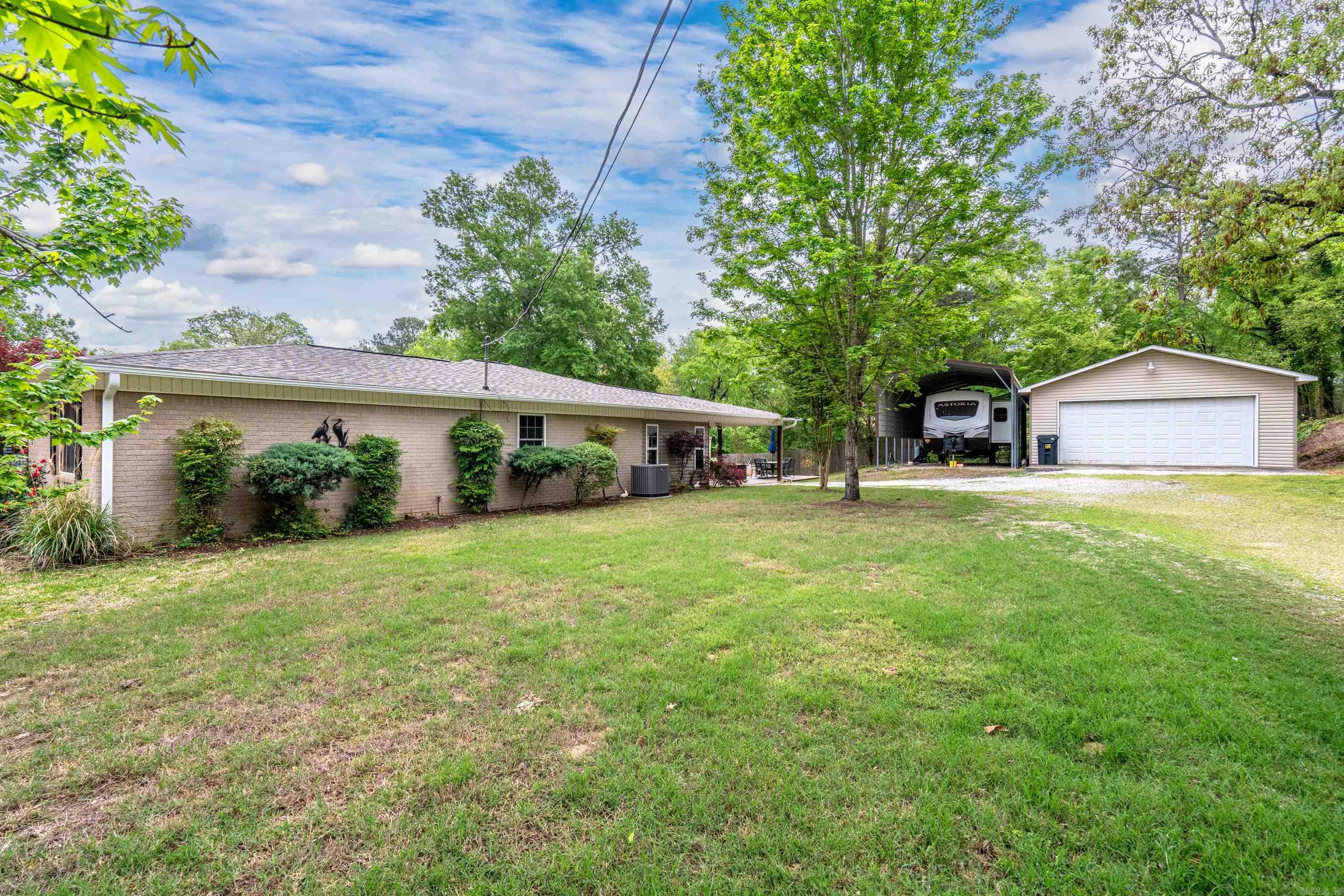 LAKE FOREST - Residential