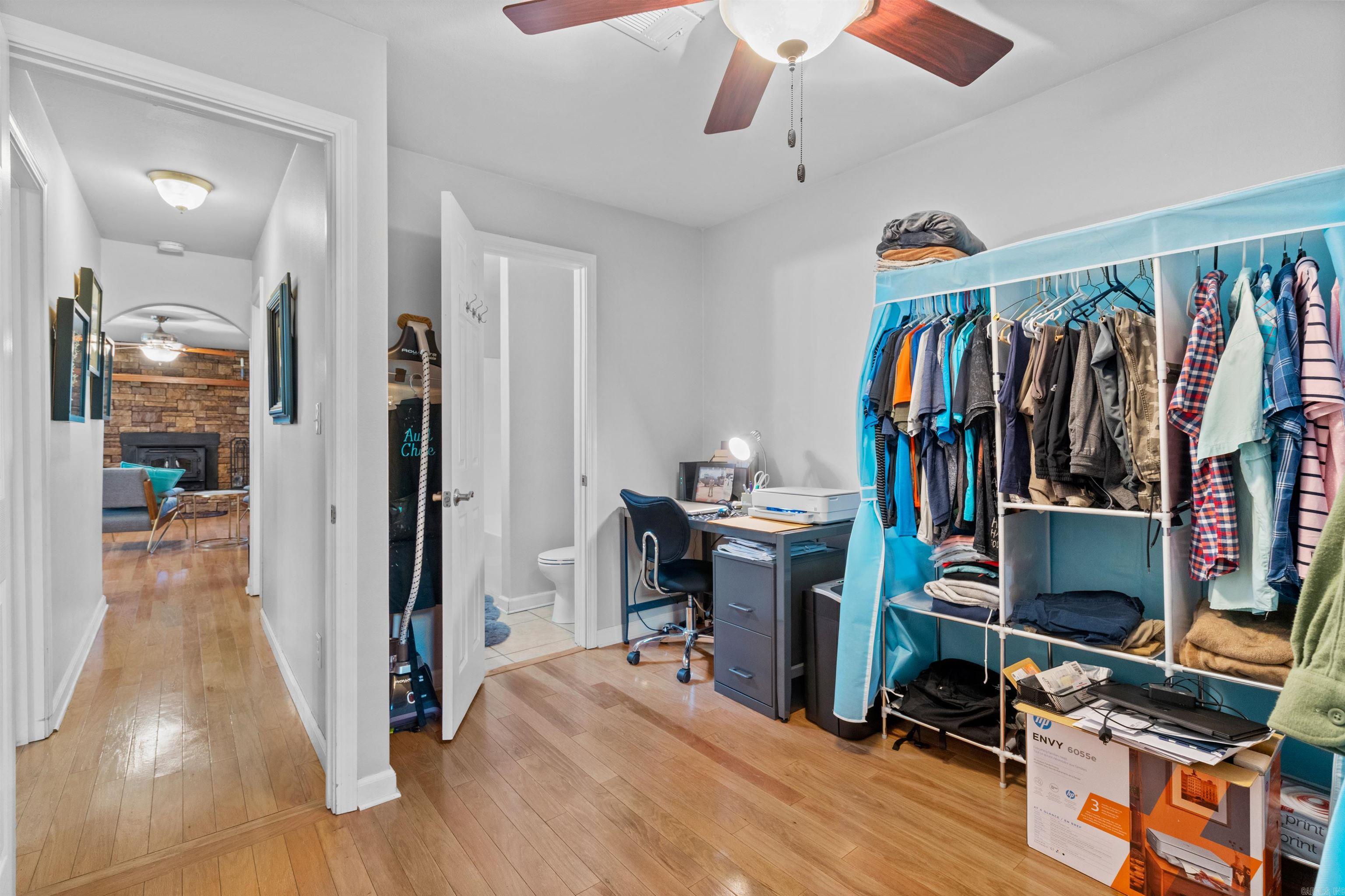 LAKE FOREST - Residential