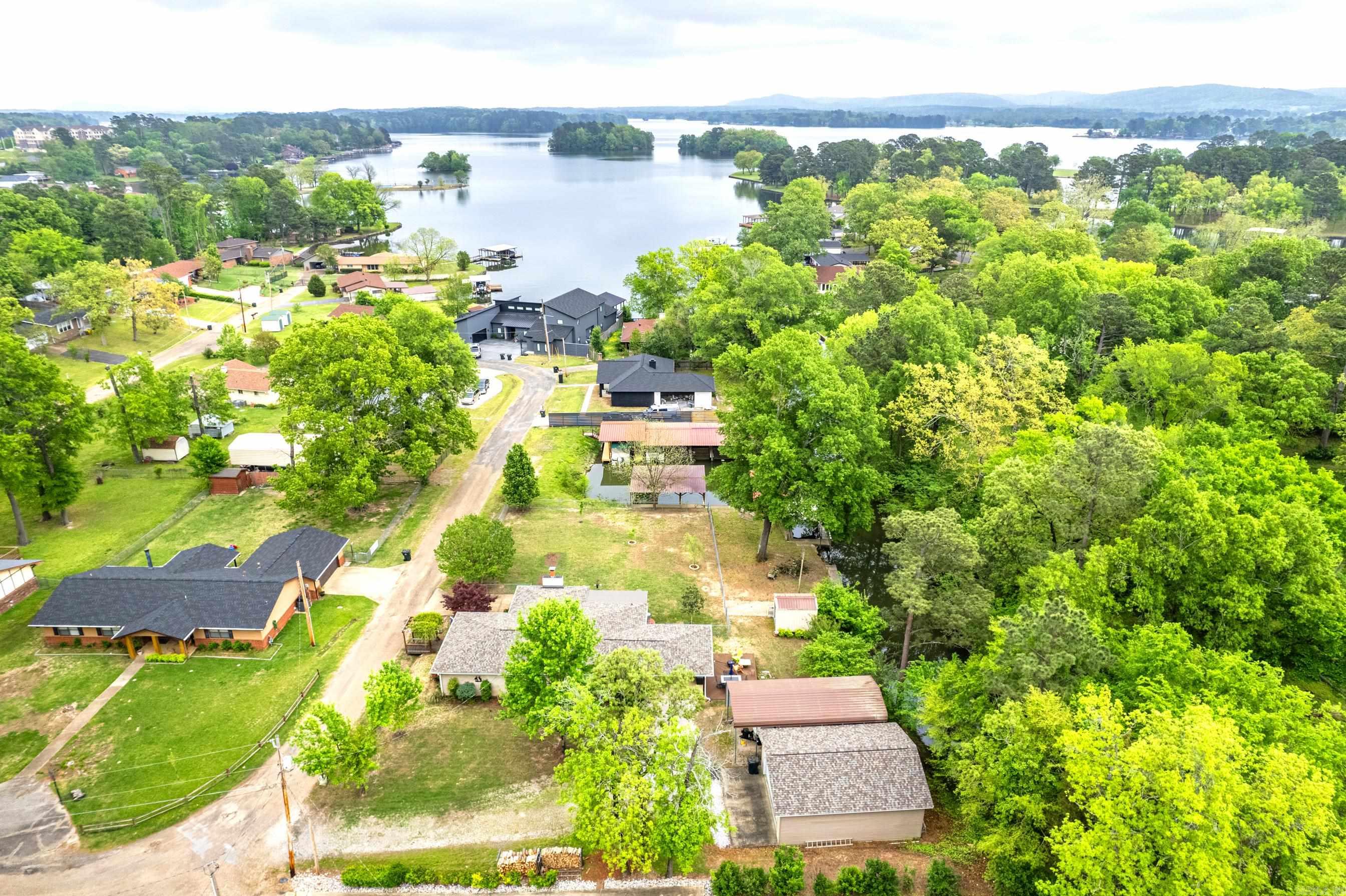 LAKE FOREST - Residential