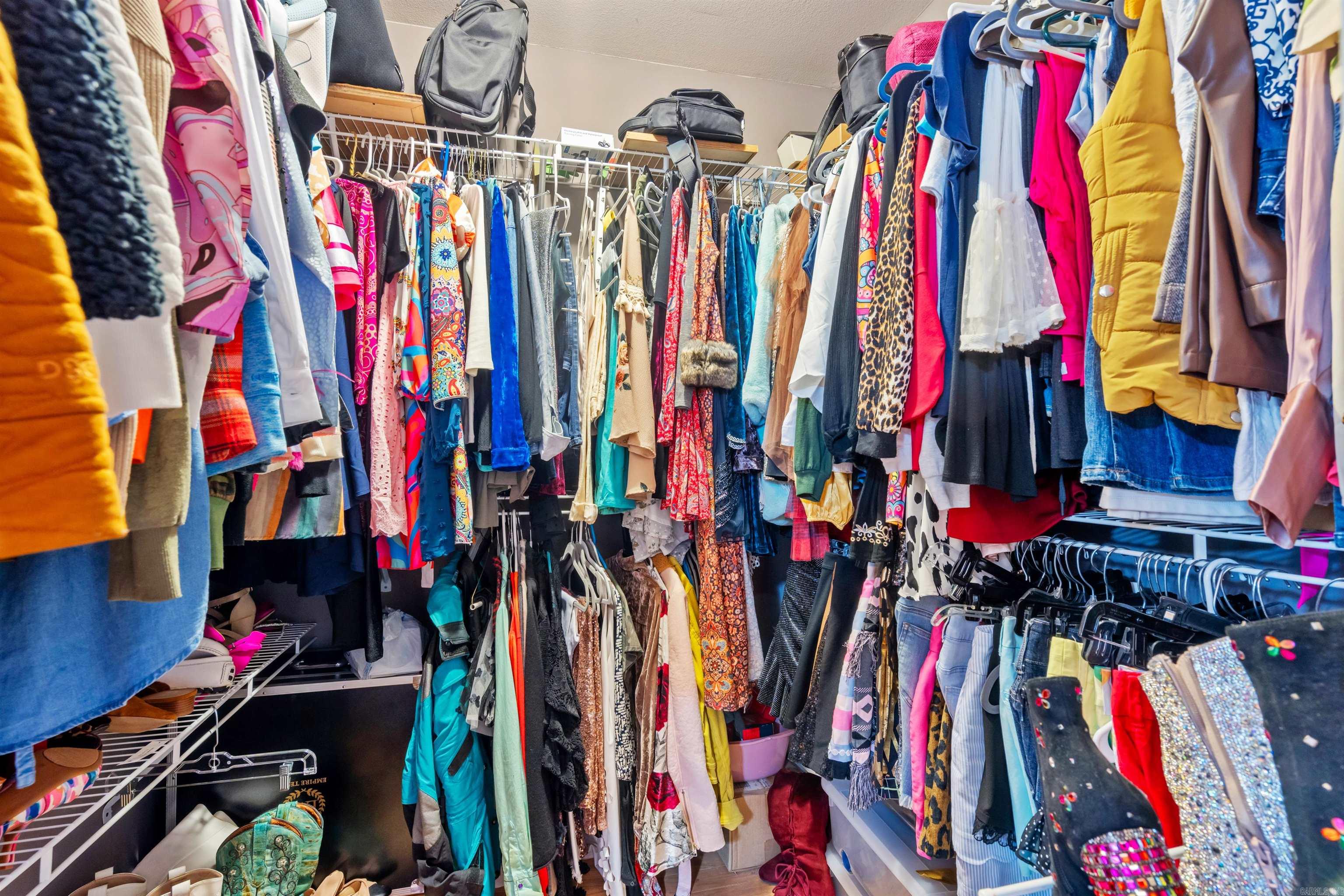 LAKE FOREST - Residential