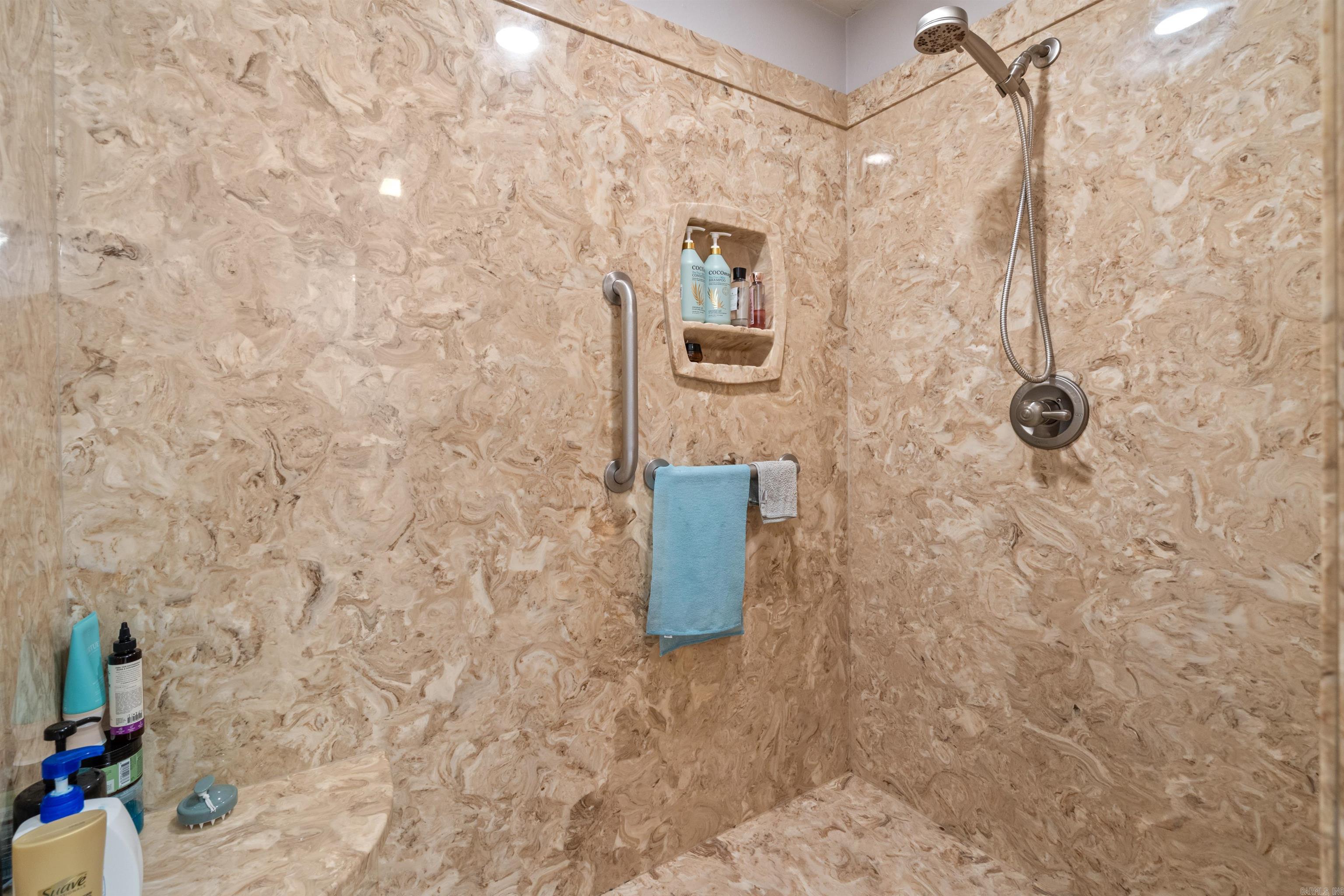 LAKE FOREST - Residential