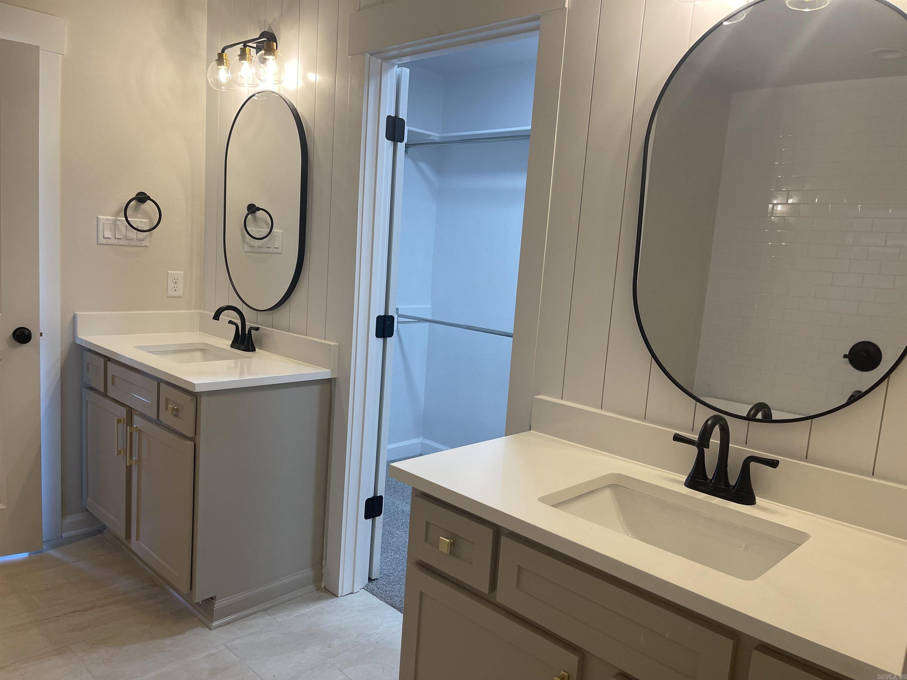 NATALIE'S PLACE - Residential