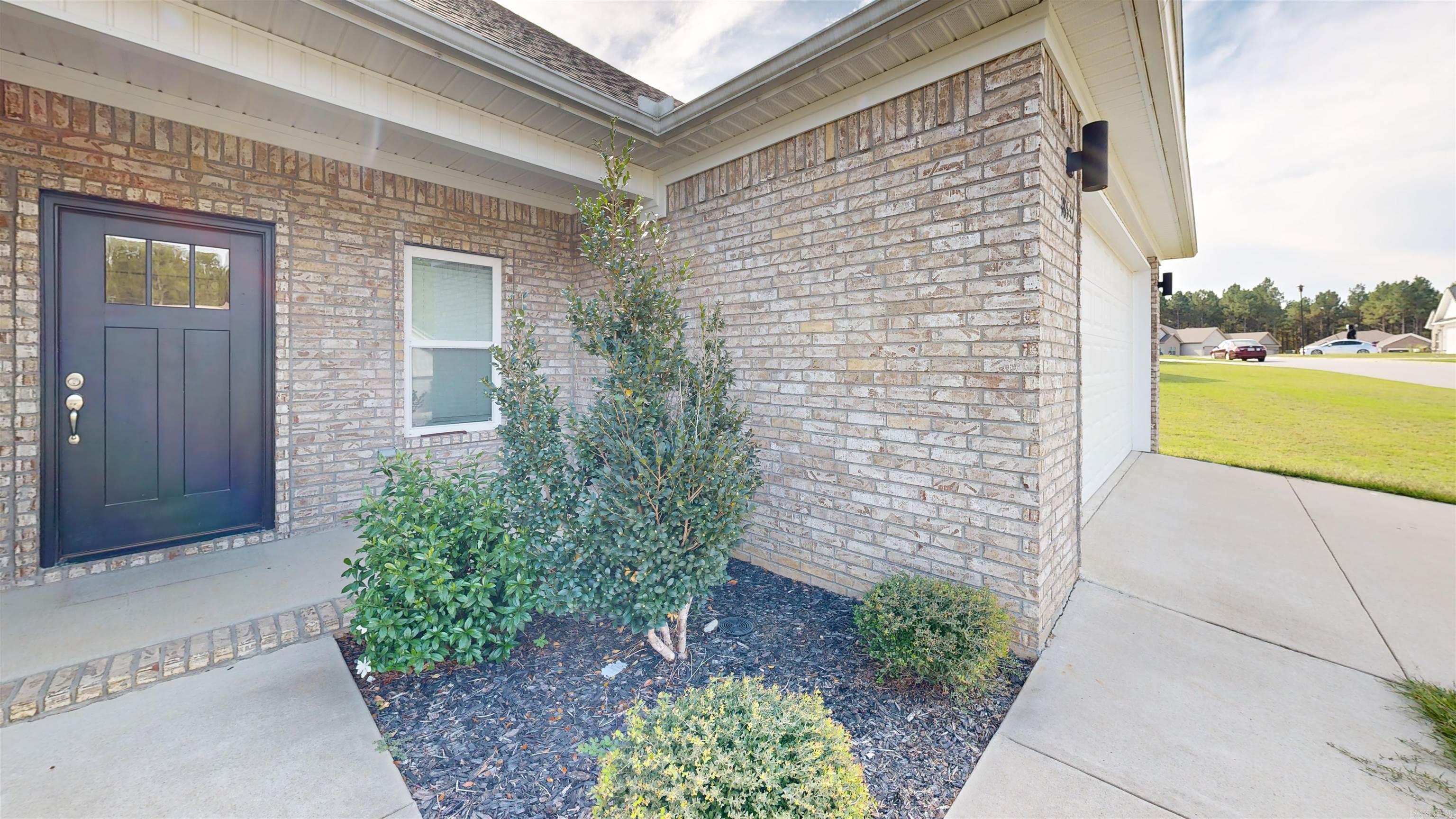 THE PINES AT PARKWAY TRAILS - Residential