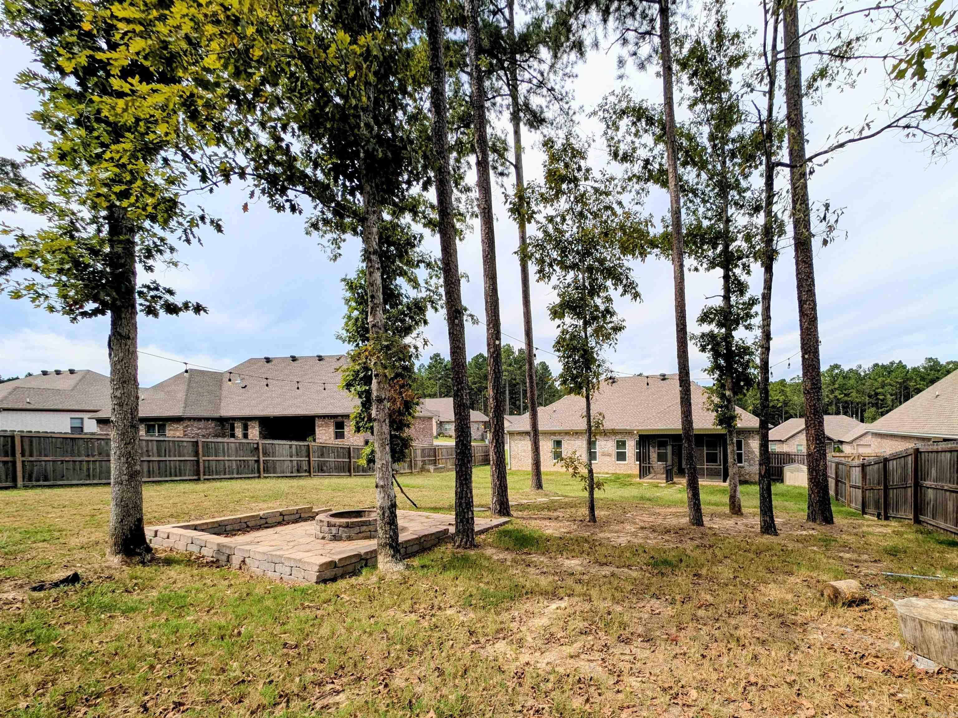THE PINES AT PARKWAY TRAILS - Residential