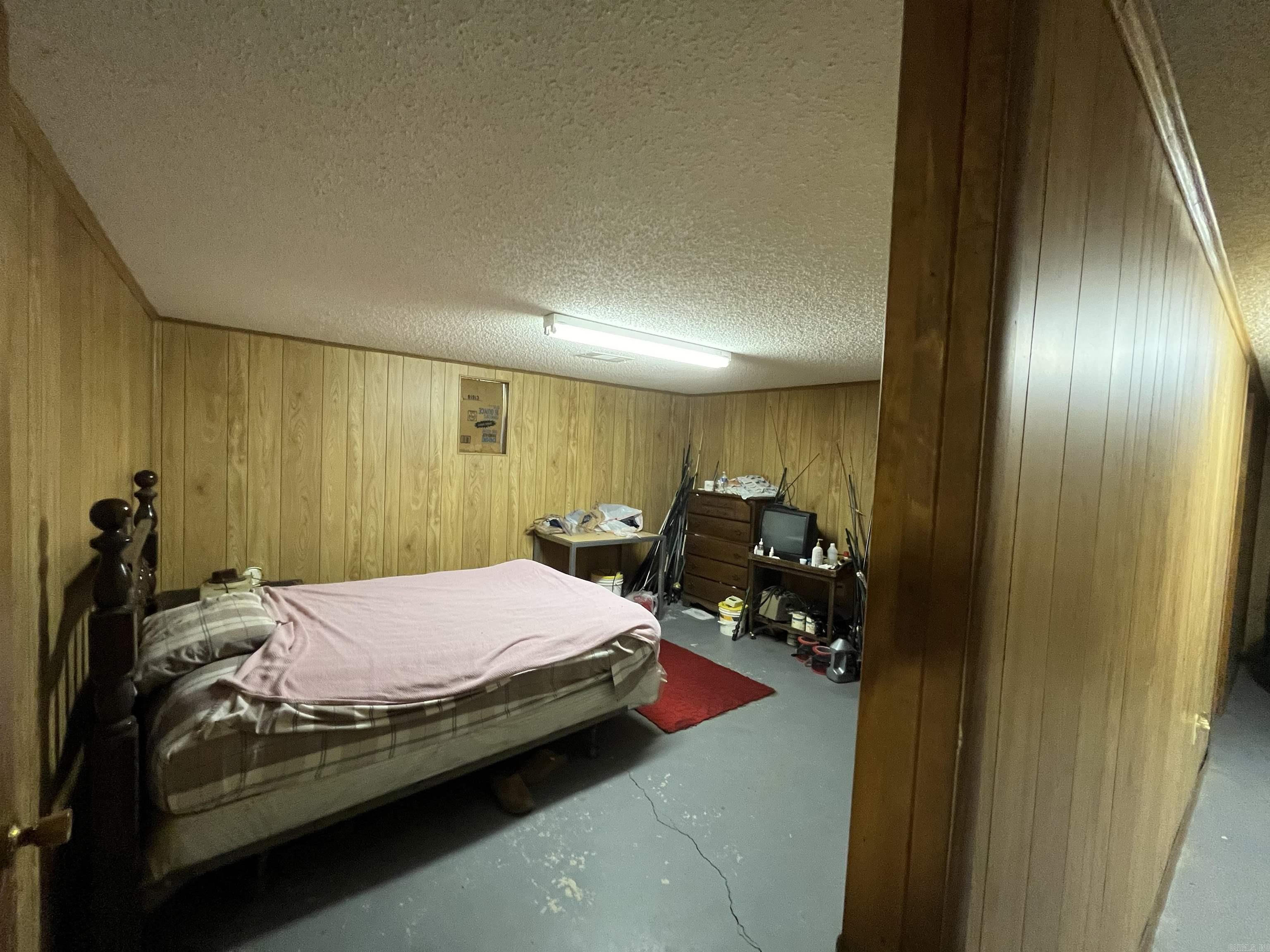 ARKANSAS HGTS - Residential