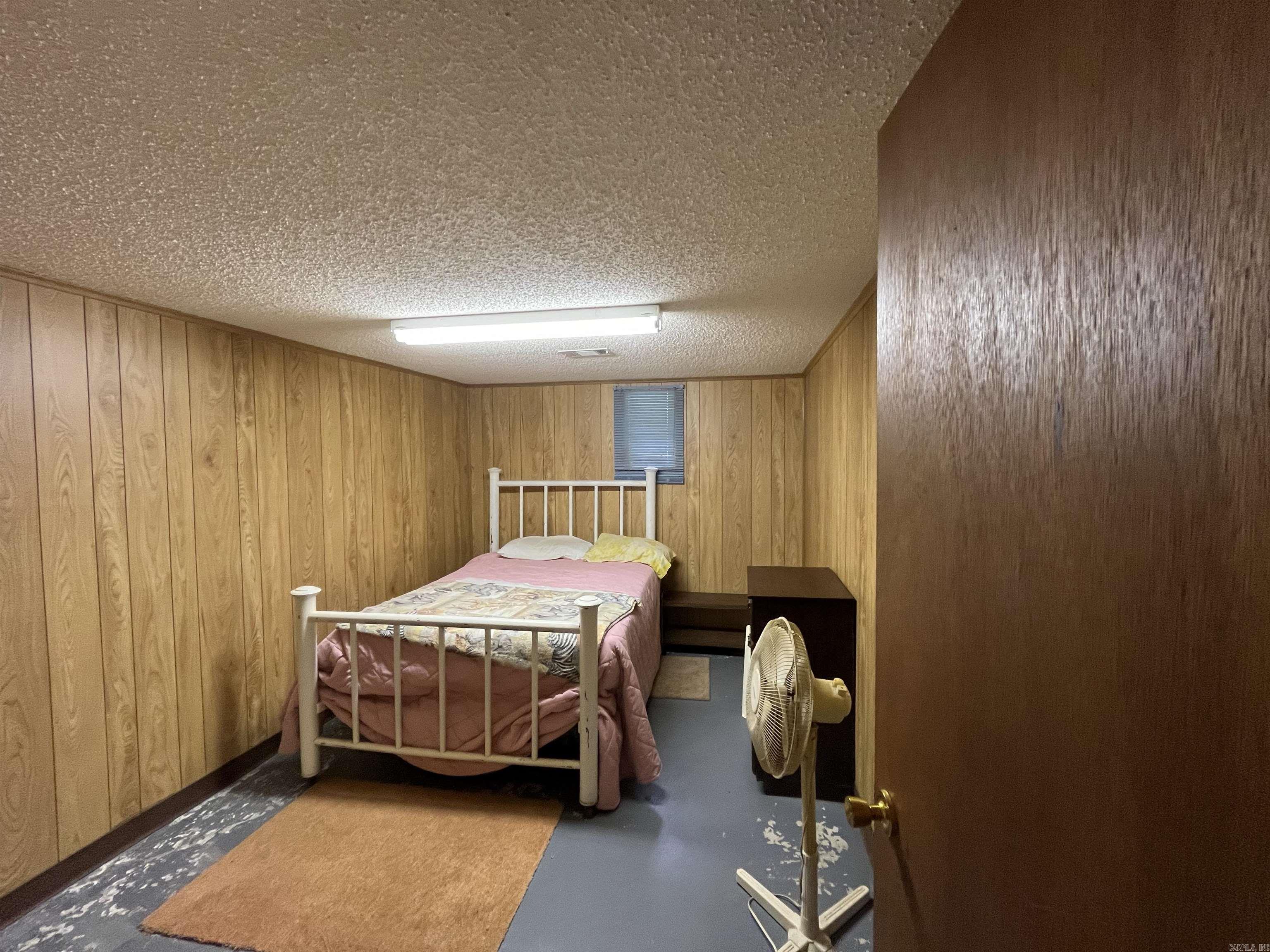 ARKANSAS HGTS - Residential