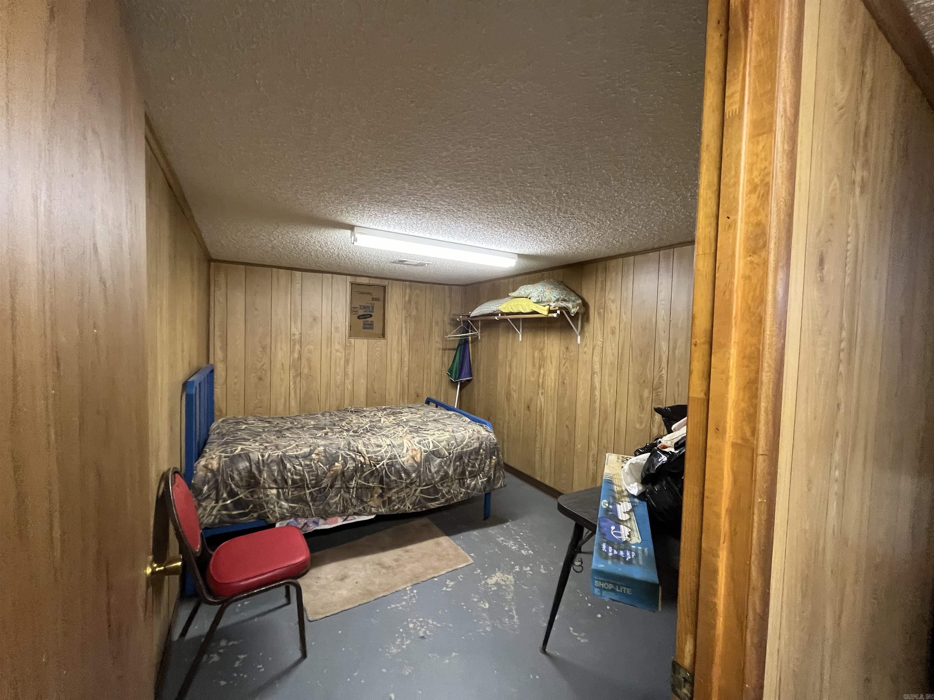 ARKANSAS HGTS - Residential