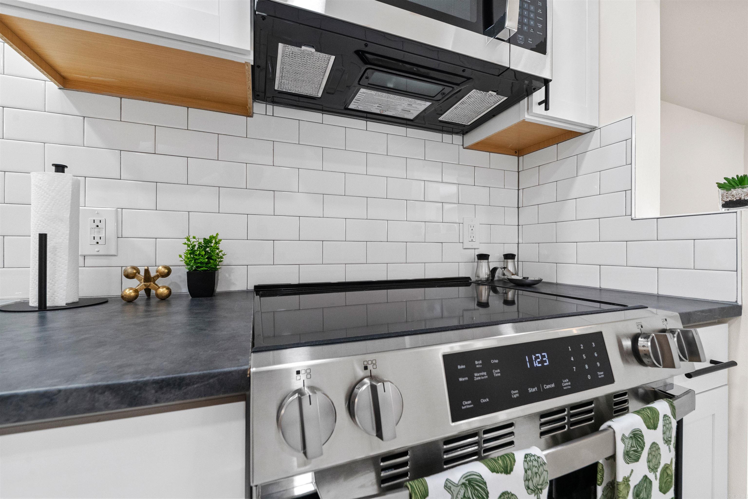 ROCK ISLAND - Residential