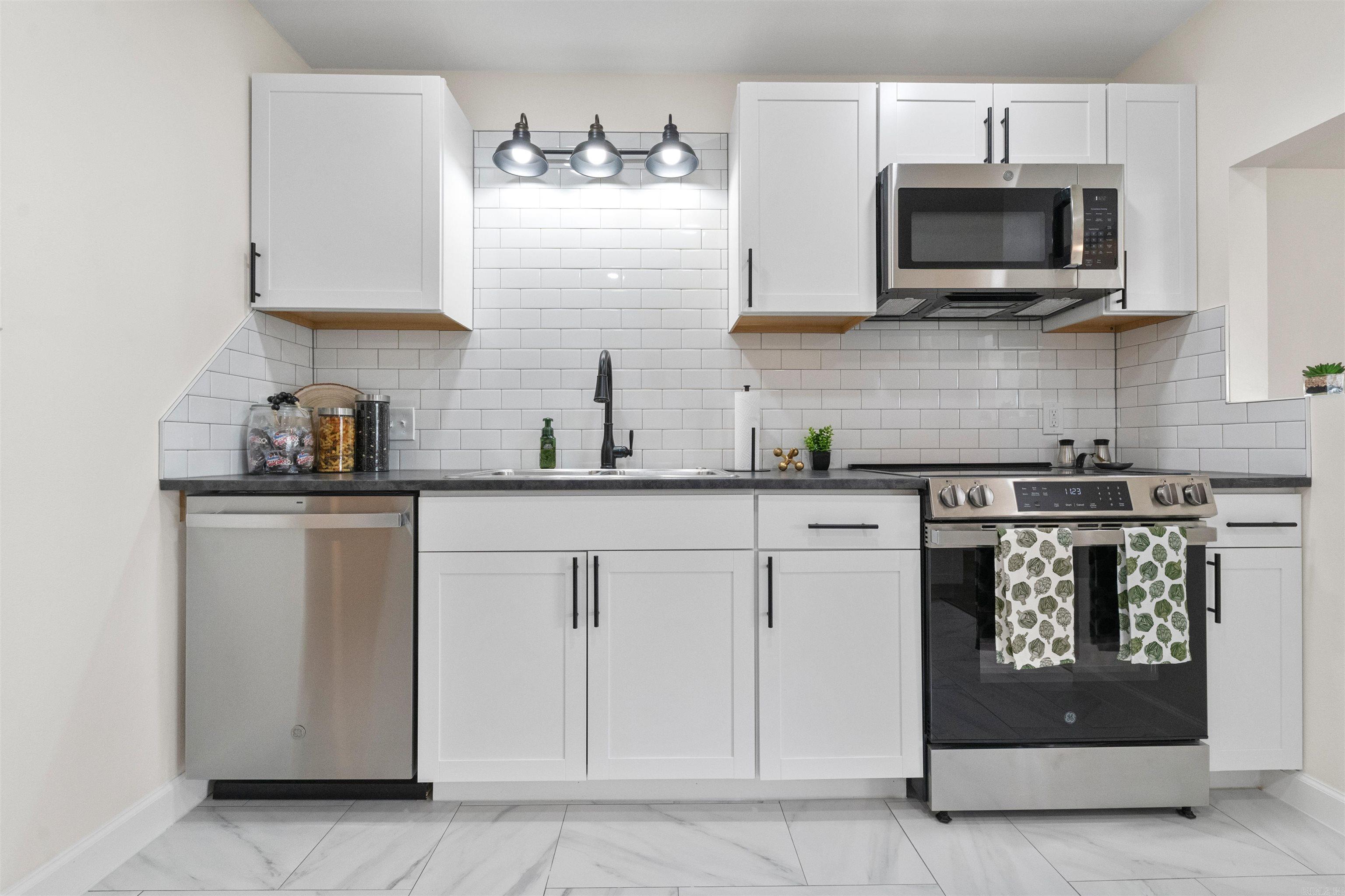 ROCK ISLAND - Residential