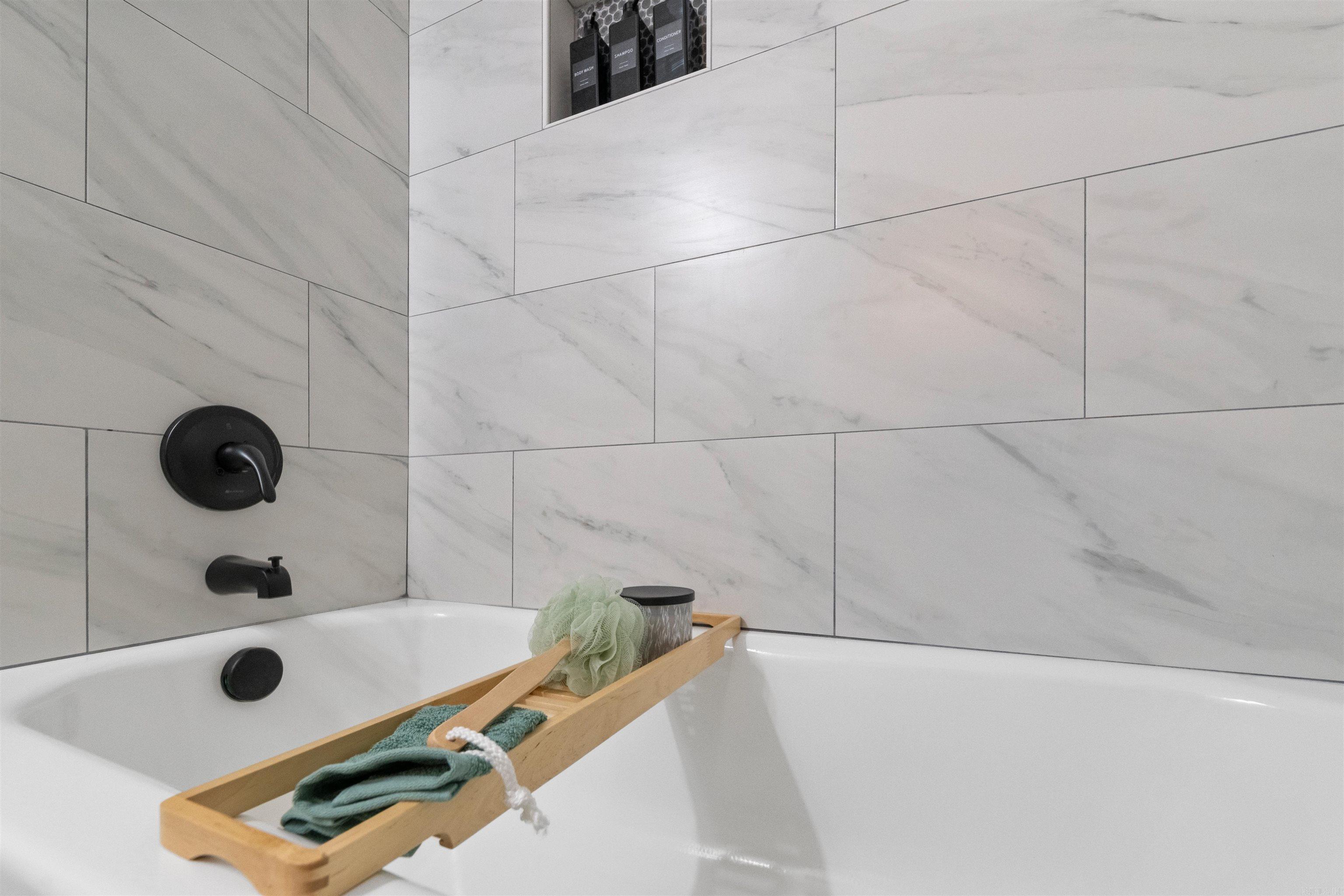 ROCK ISLAND - Residential