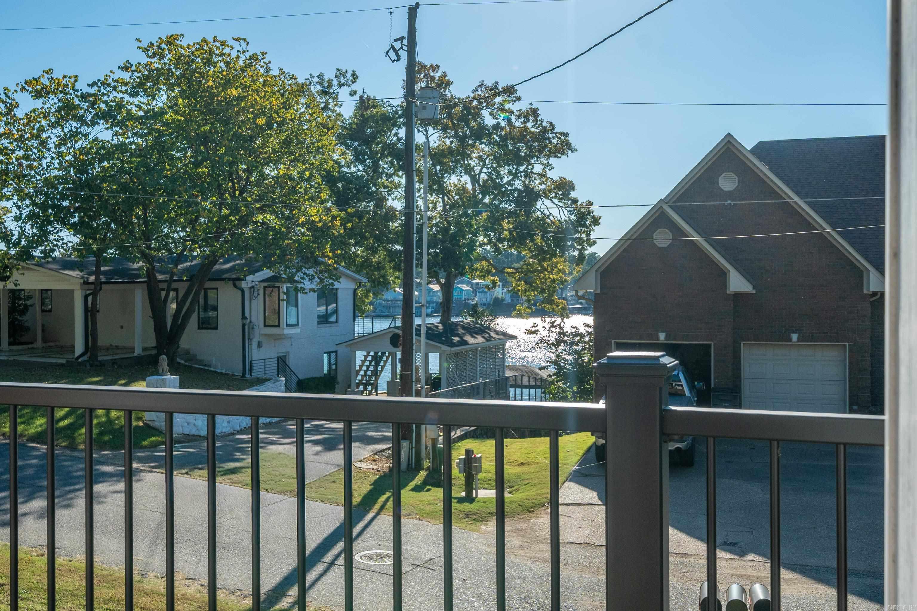 BRIDGEVIEW - Residential