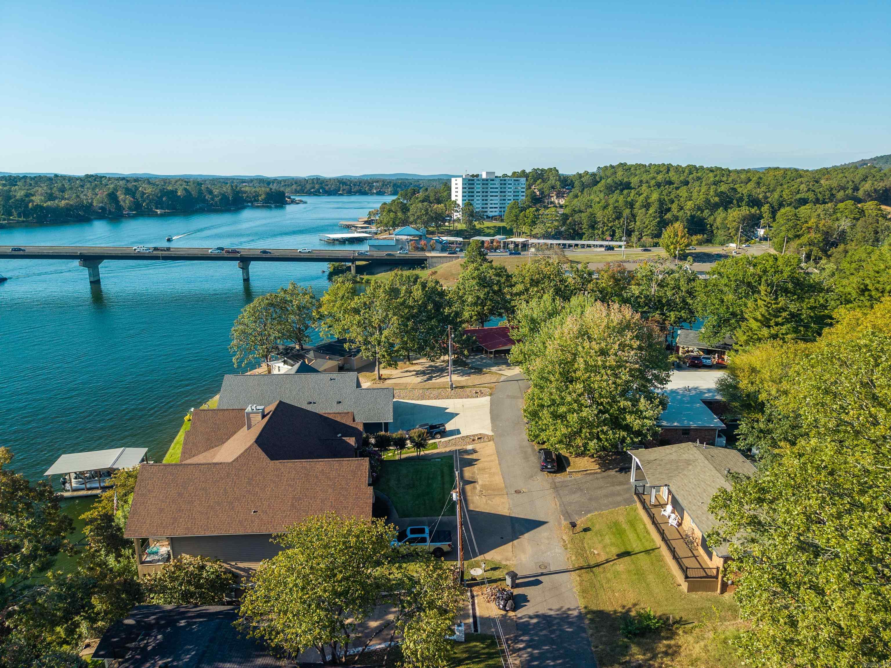 BRIDGEVIEW - Residential