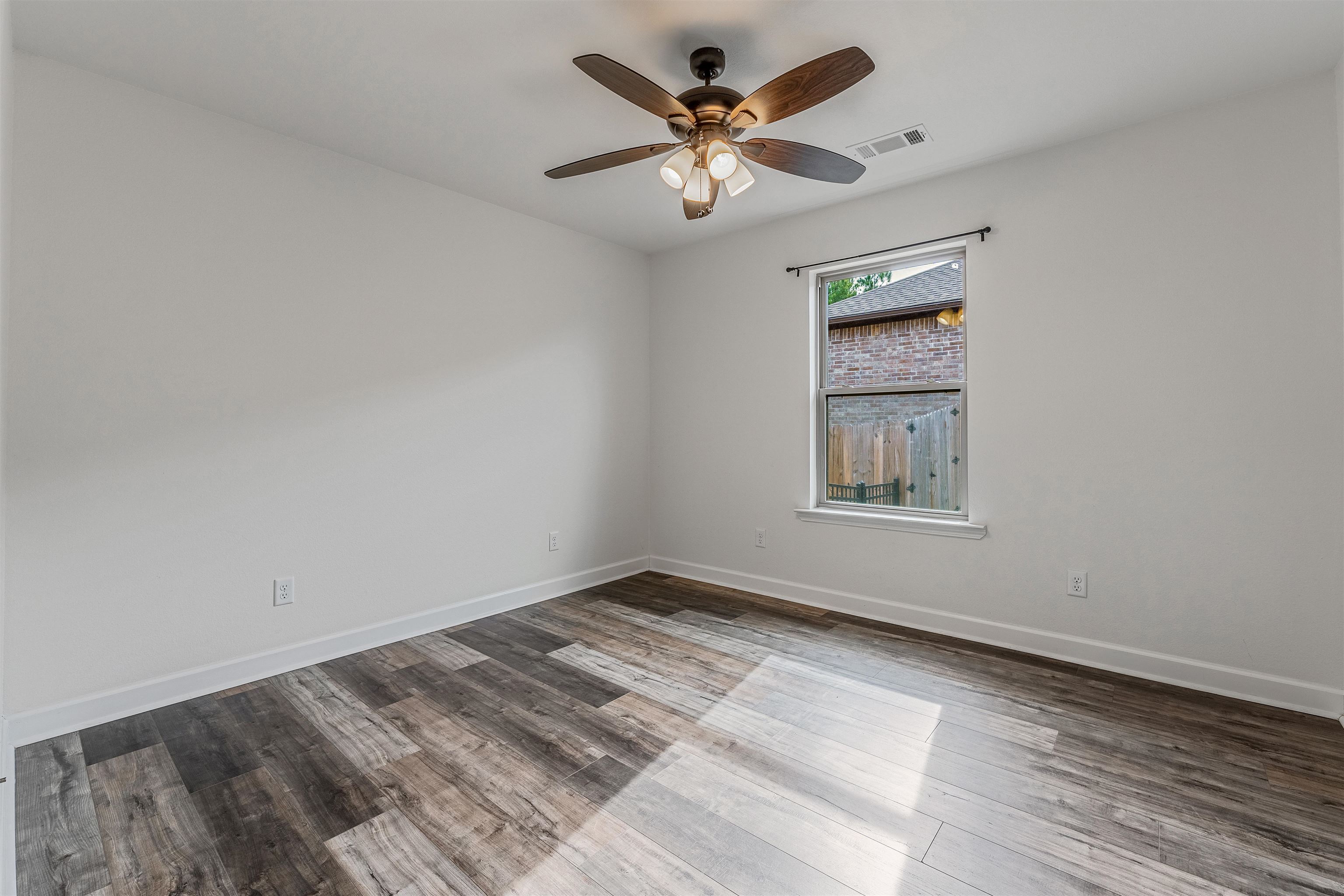 HERITAGE MEADOWS - Residential